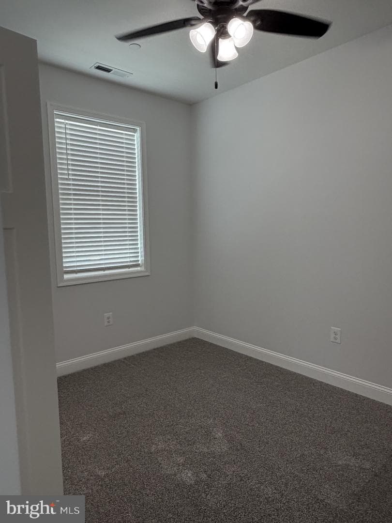 110 N School Street photo 56