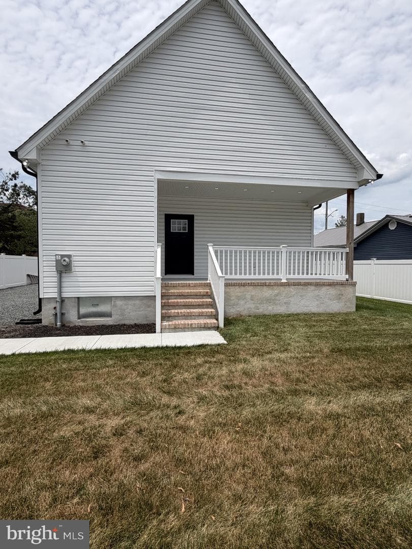 110 N School Street photo 67