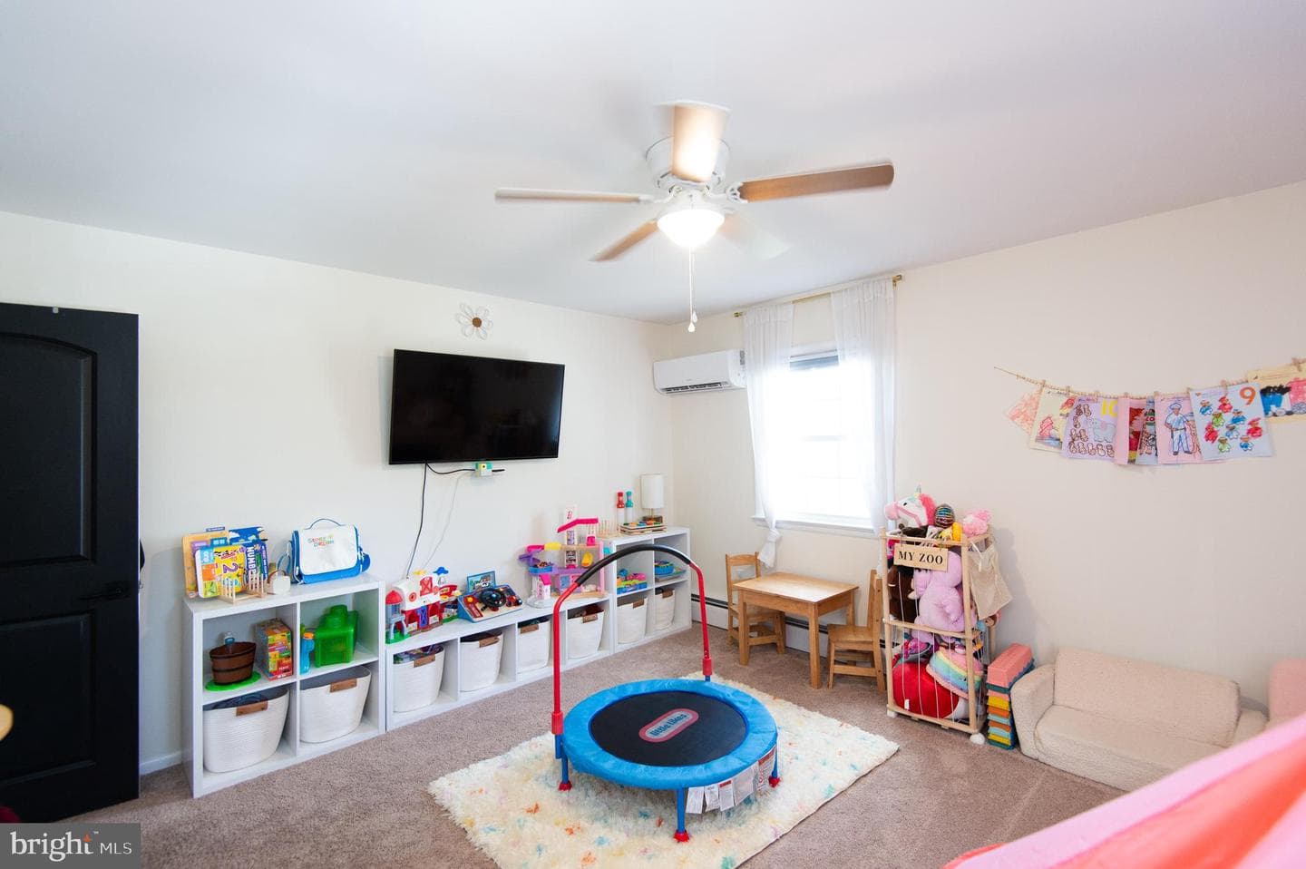 129 Bloomingdale Avenue photo 29