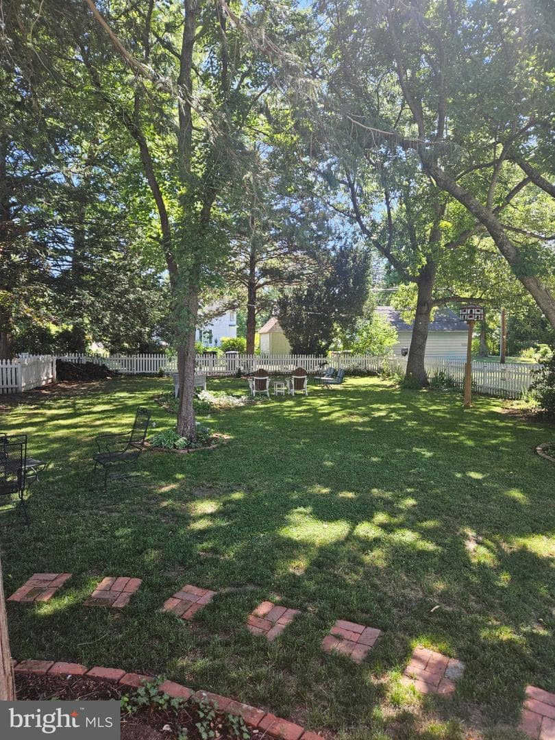 202 Central Avenue photo 19