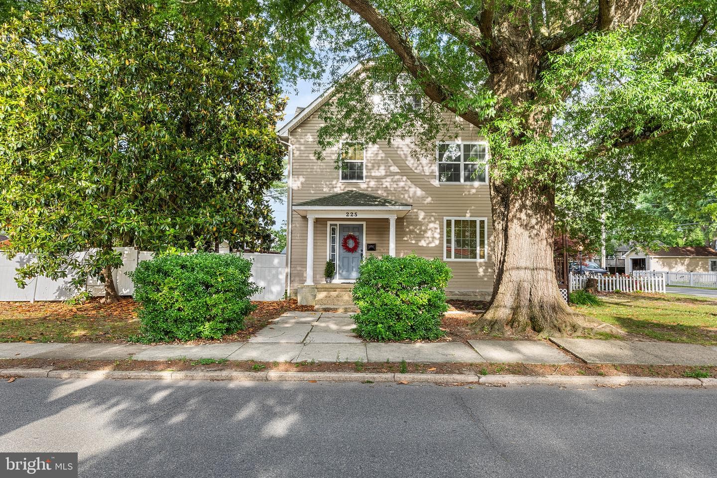 225 S 2nd Street, Denton