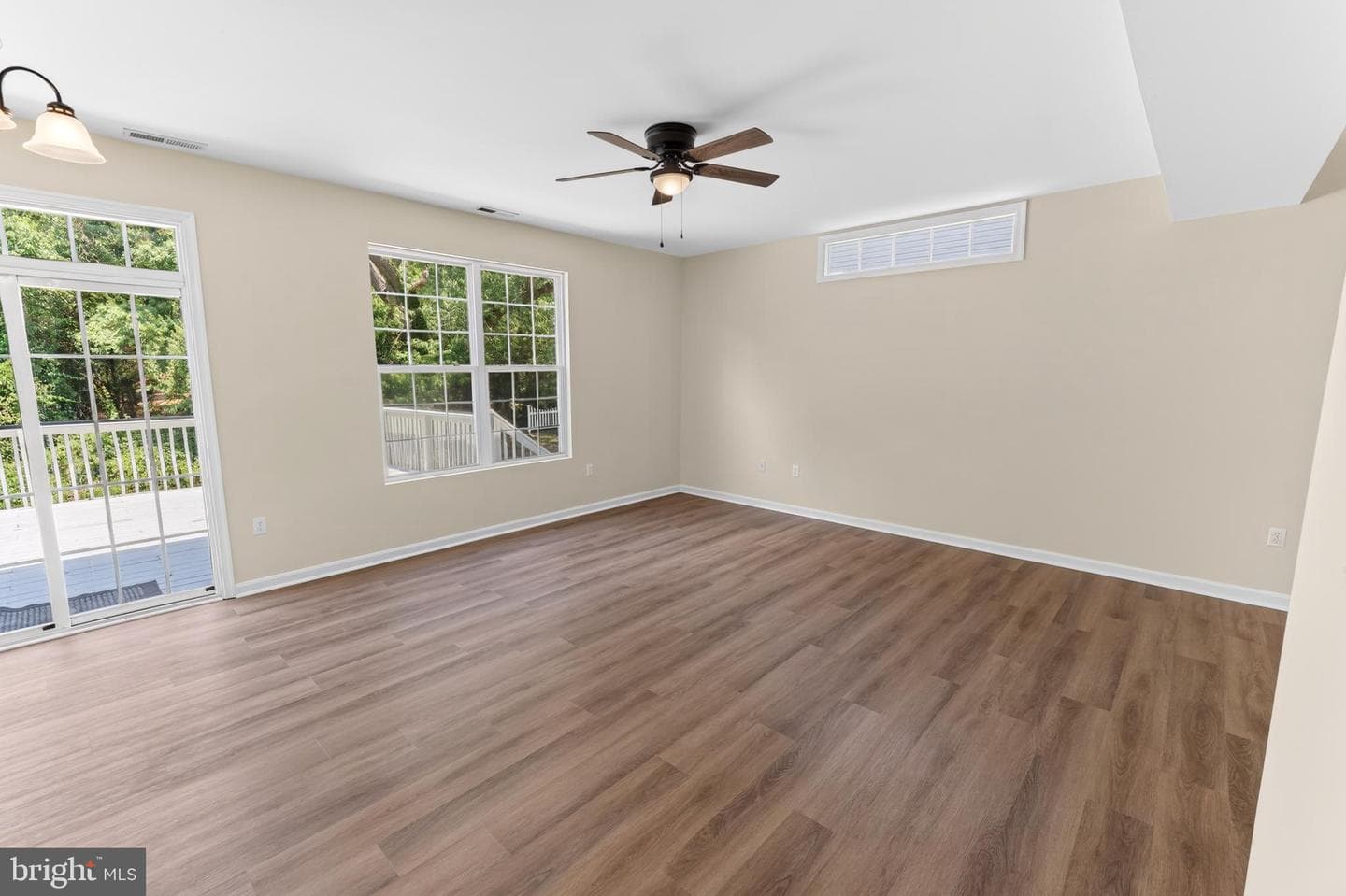 502 Kathryn Court photo 10