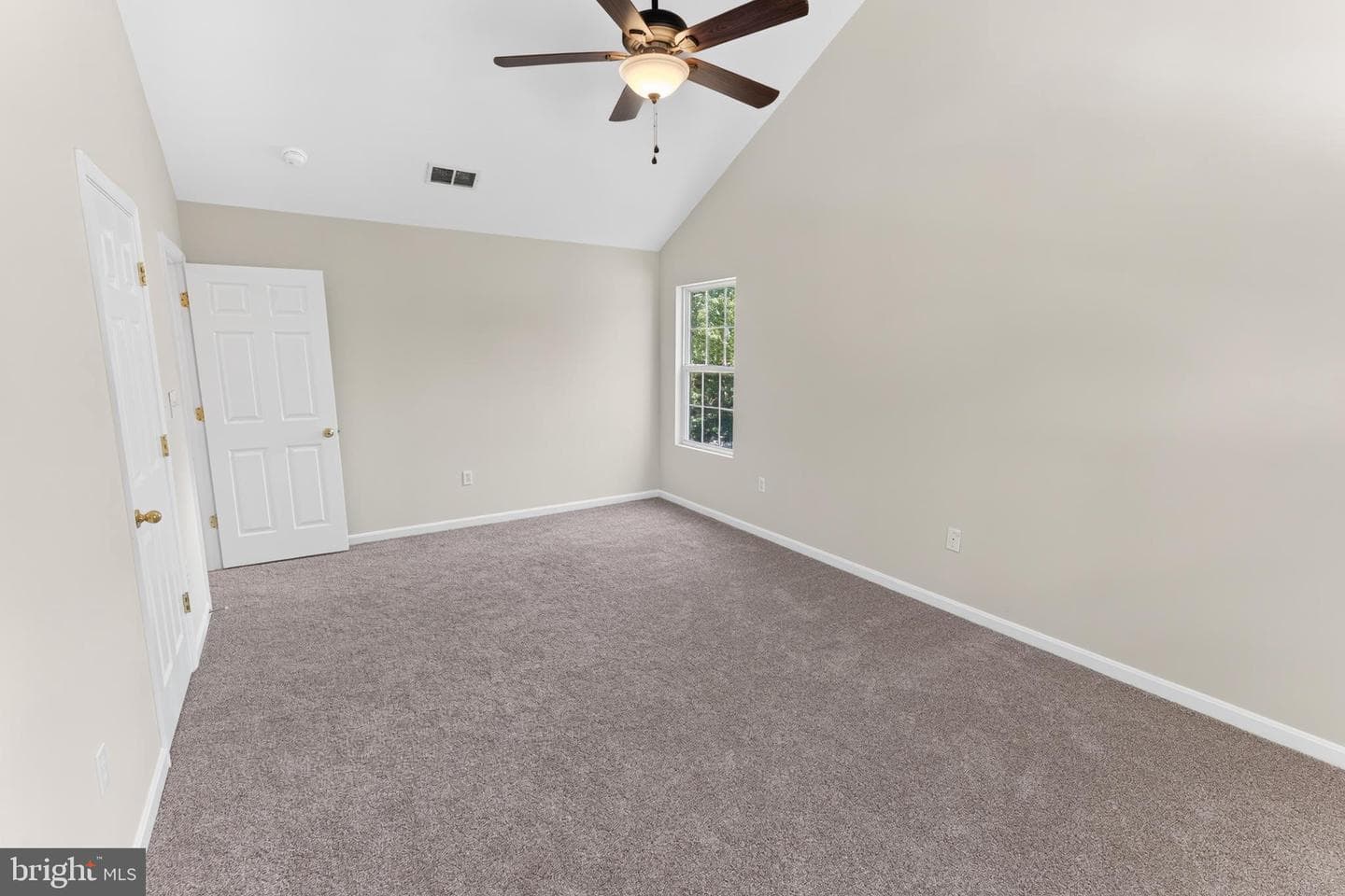 502 Kathryn Court photo 22