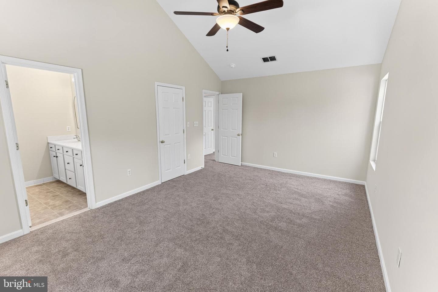 502 Kathryn Court photo 23