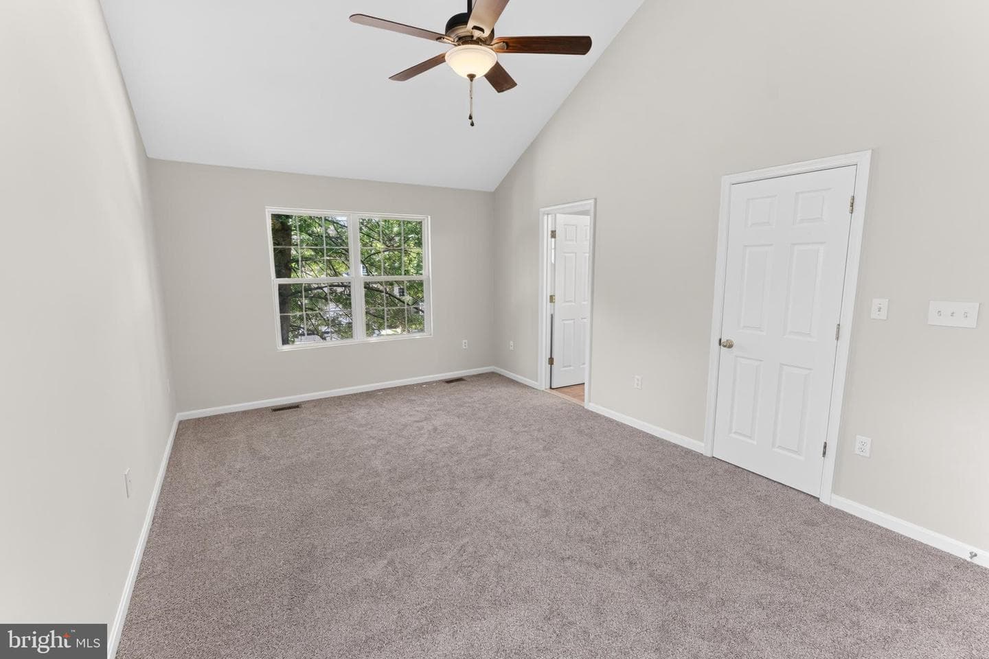 502 Kathryn Court photo 24