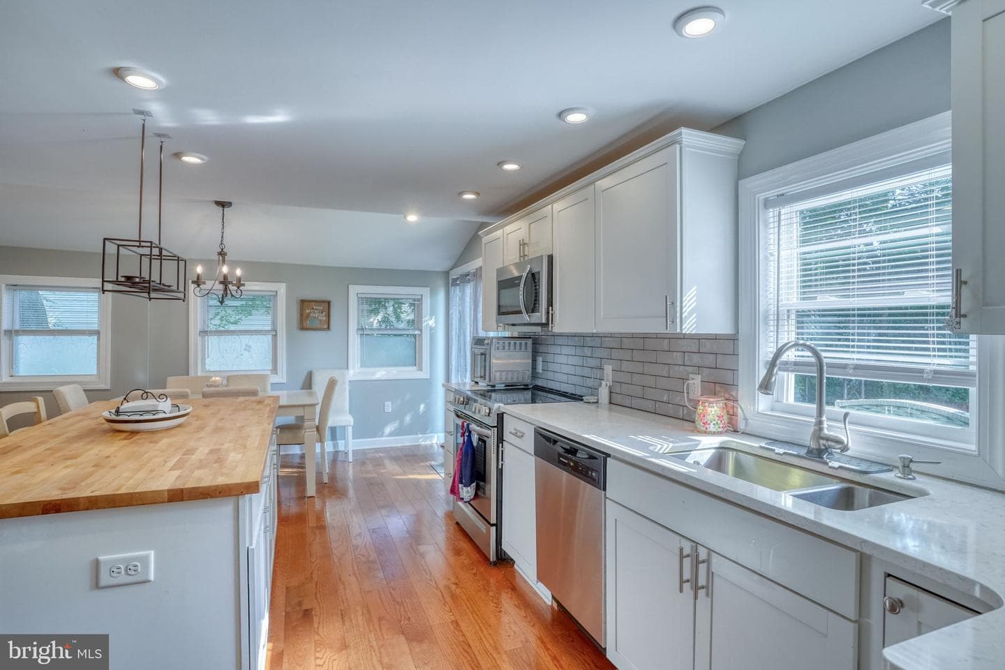 306 Caroline Avenue photo 37