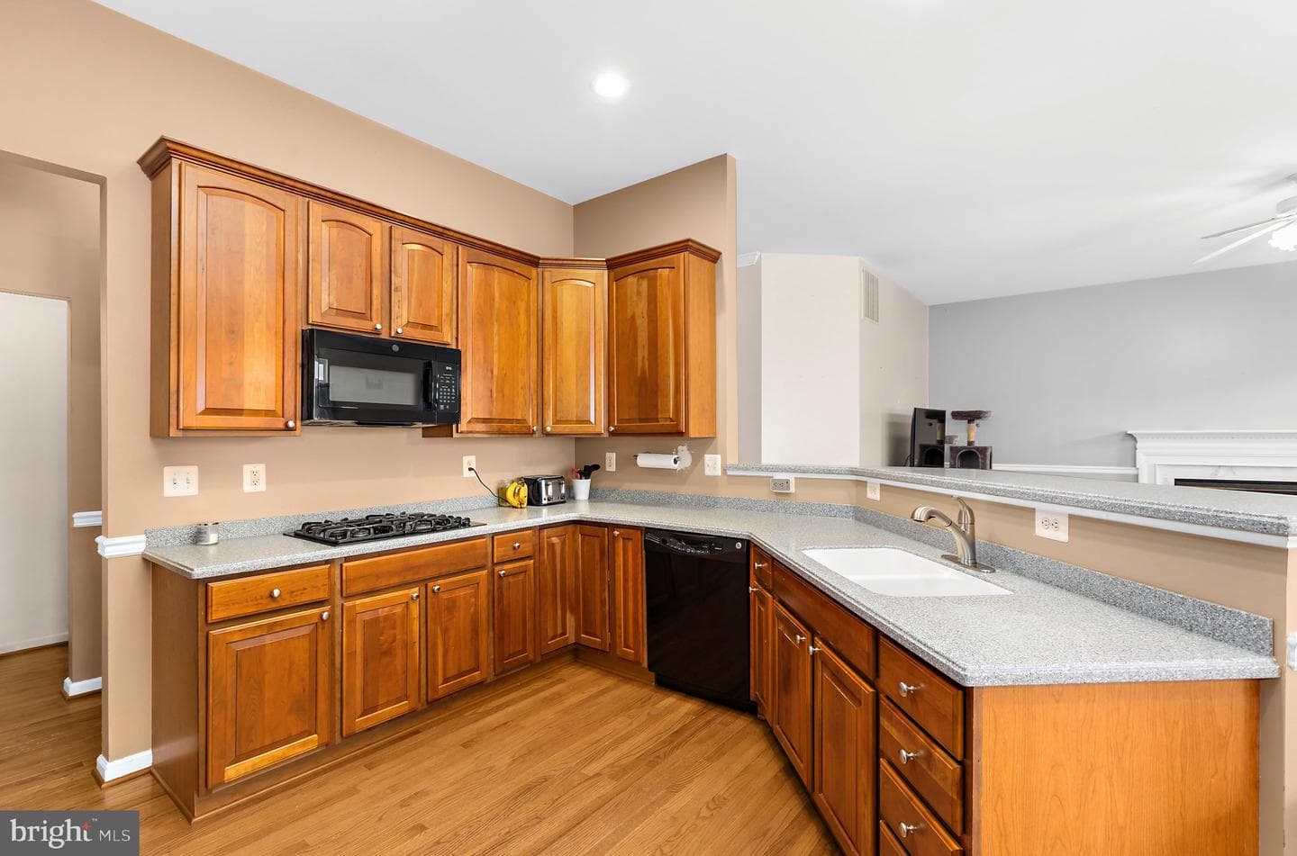 102 Lister Lane photo 16