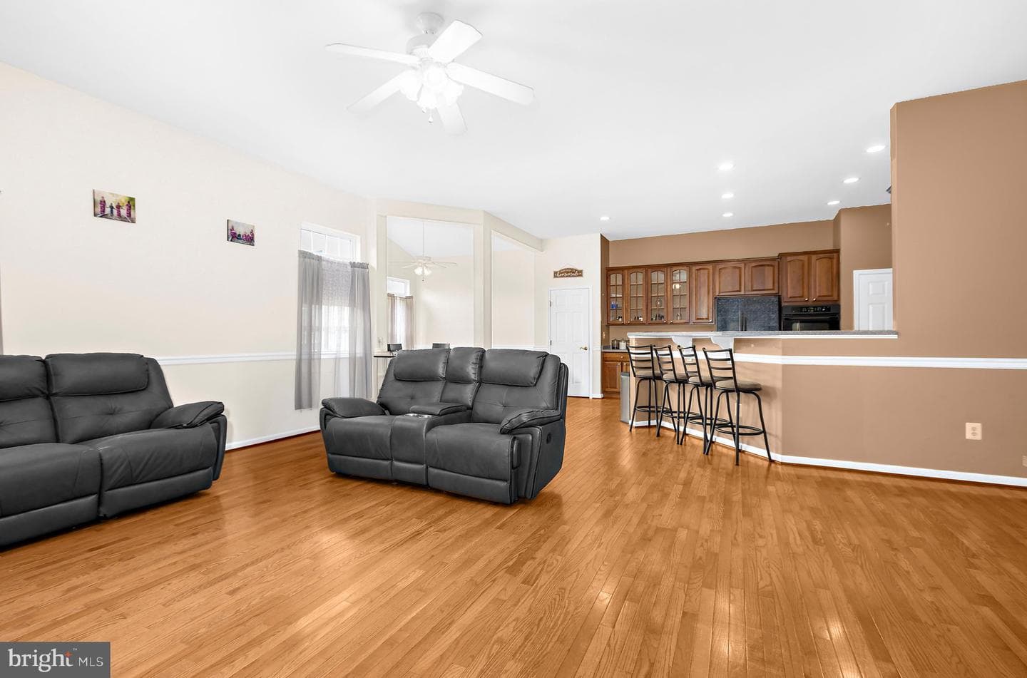 102 Lister Lane photo 8