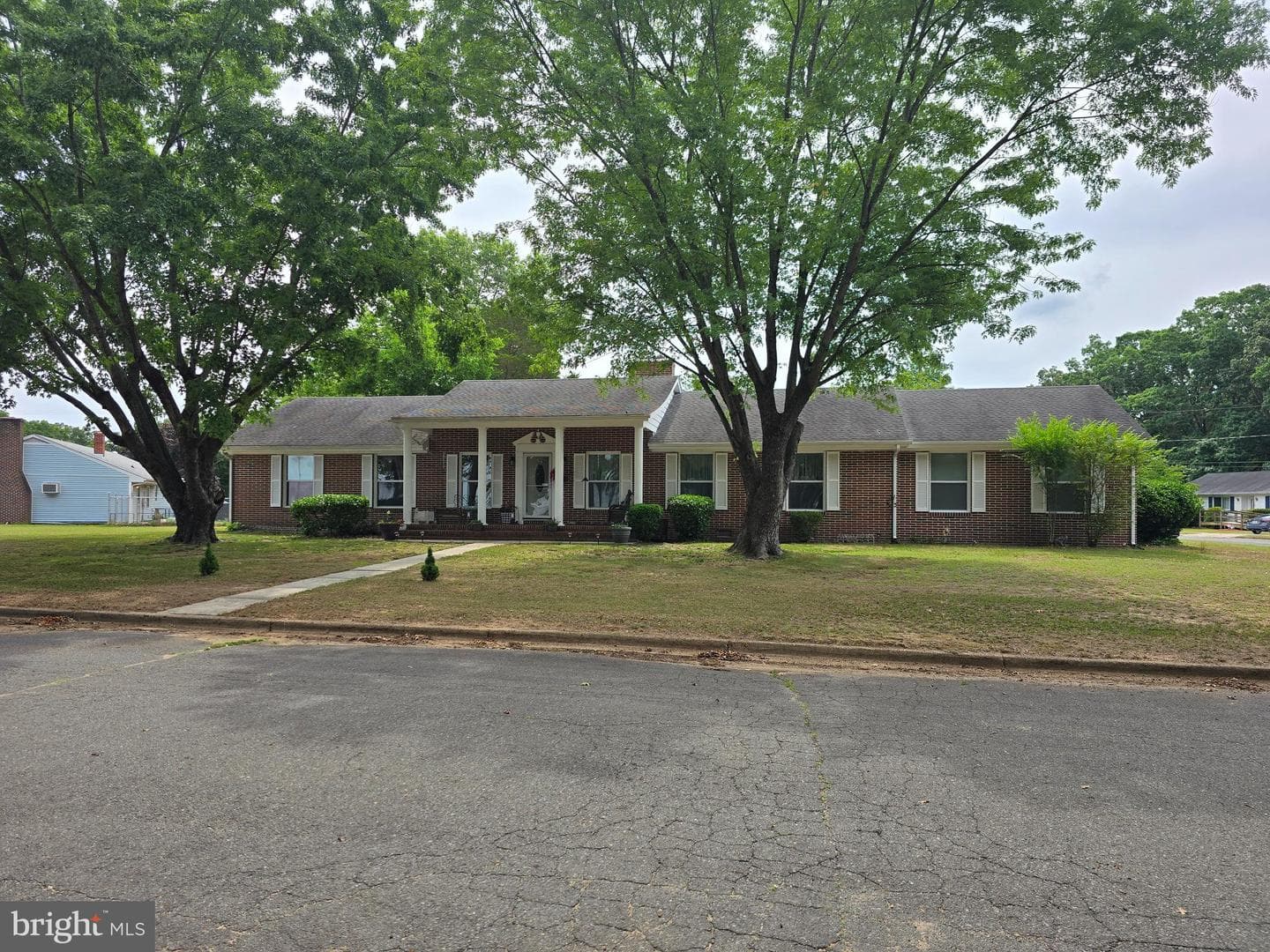 104 Charlotte Avenue photo 3
