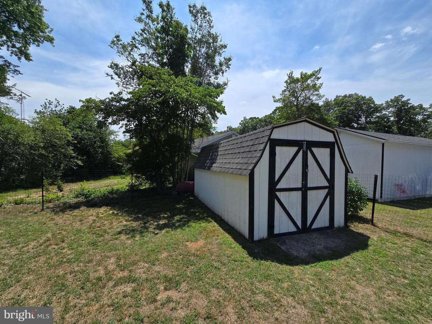 104 Charlotte Avenue photo 44