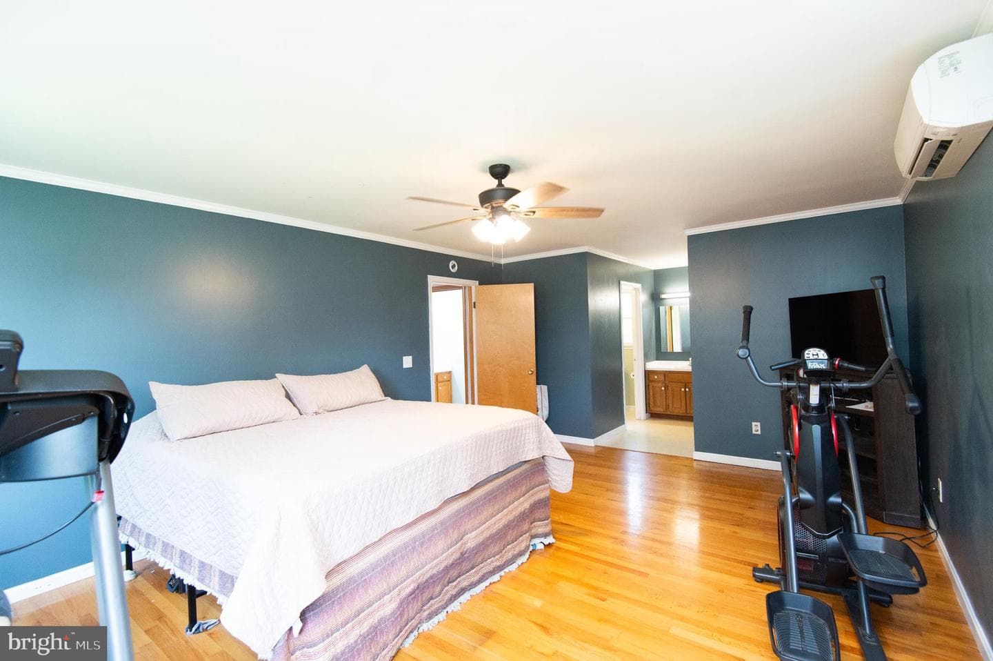 9472 Quail Run Road photo 16