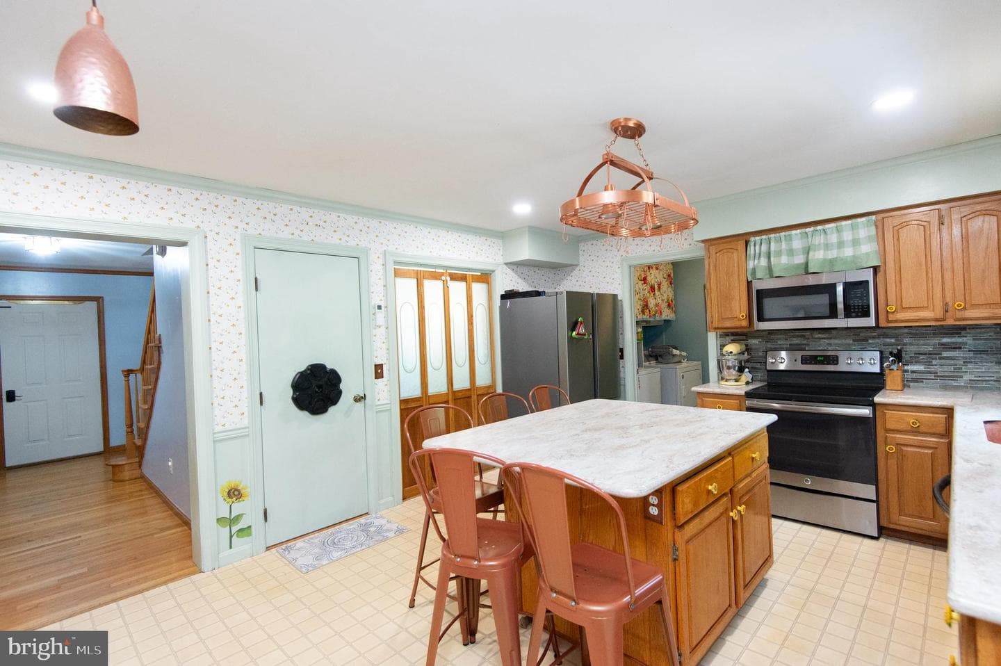 9472 Quail Run Road photo 4