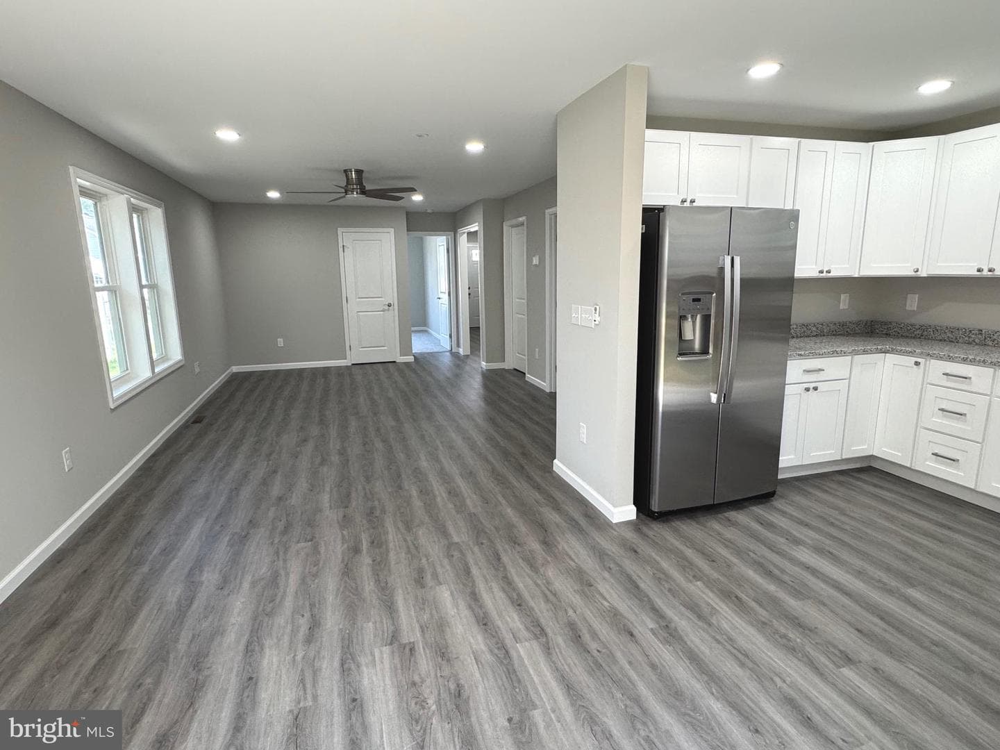 210 W 2nd Street photo 9