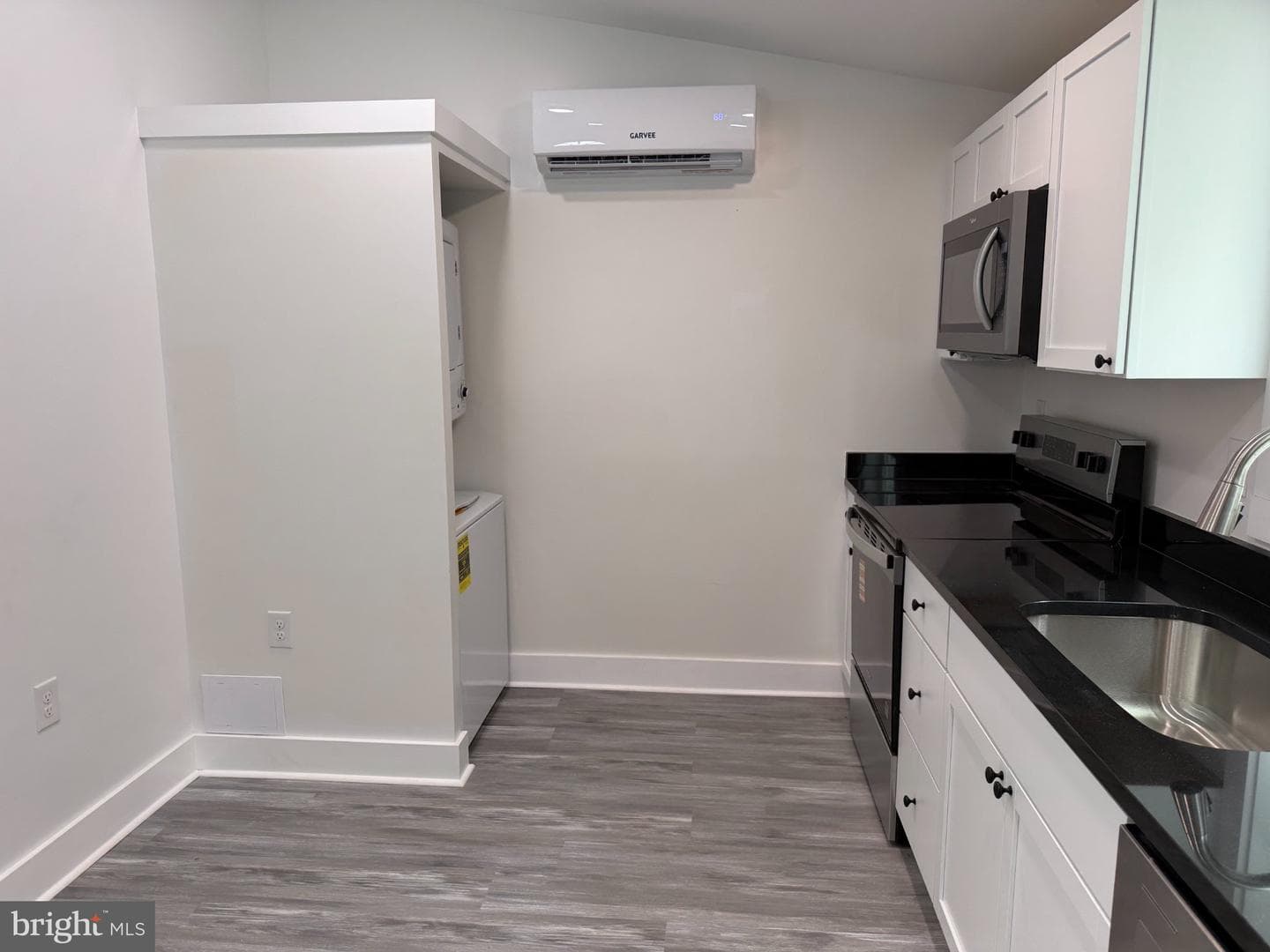 310 Park Avenue photo 3