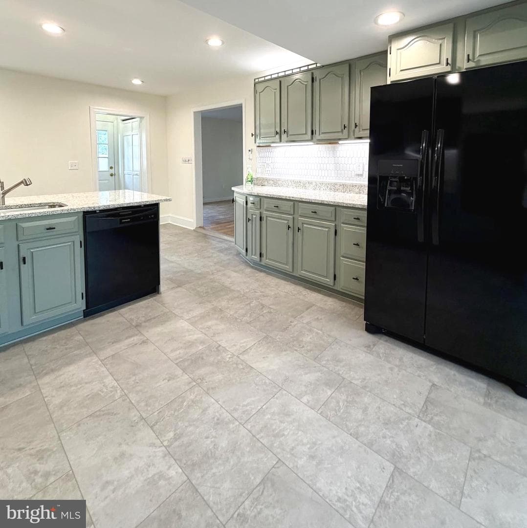 103 Williamson Street photo 7