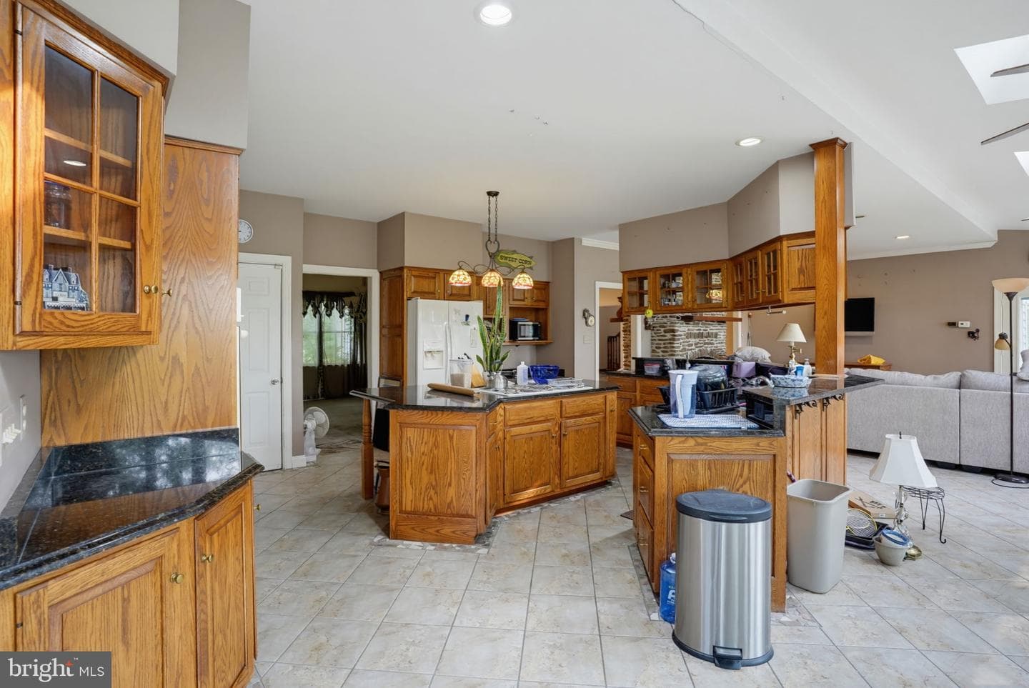 8821 Dorothy Lane photo 42