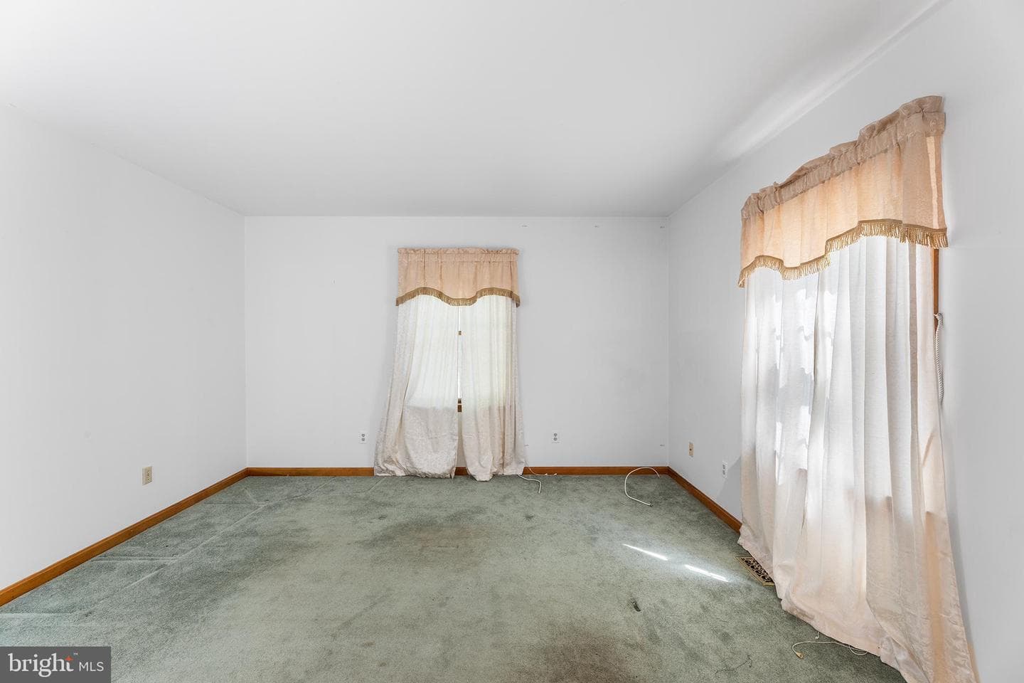 8548 Dogwood Blossom Lane photo 10