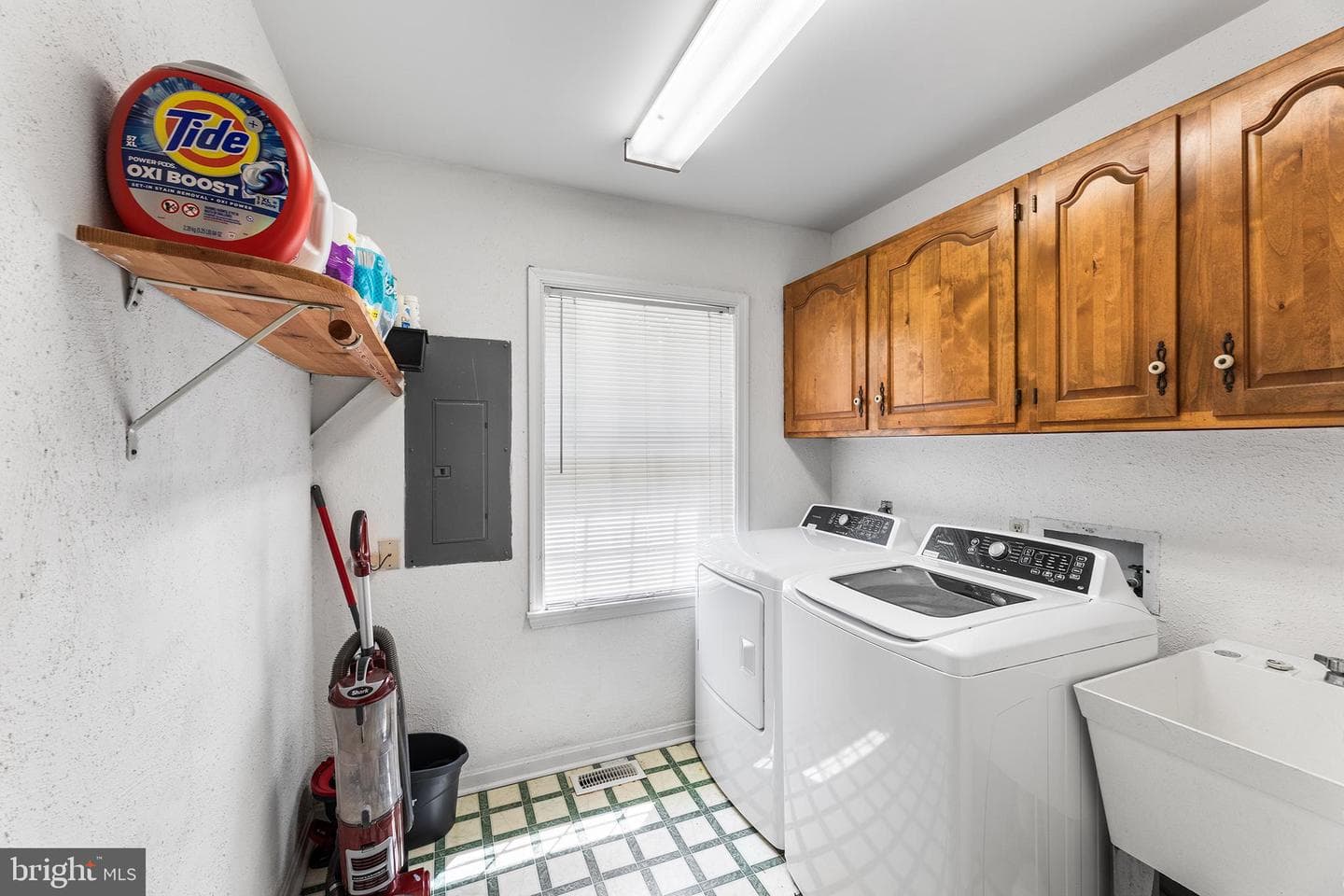 8548 Dogwood Blossom Lane photo 23