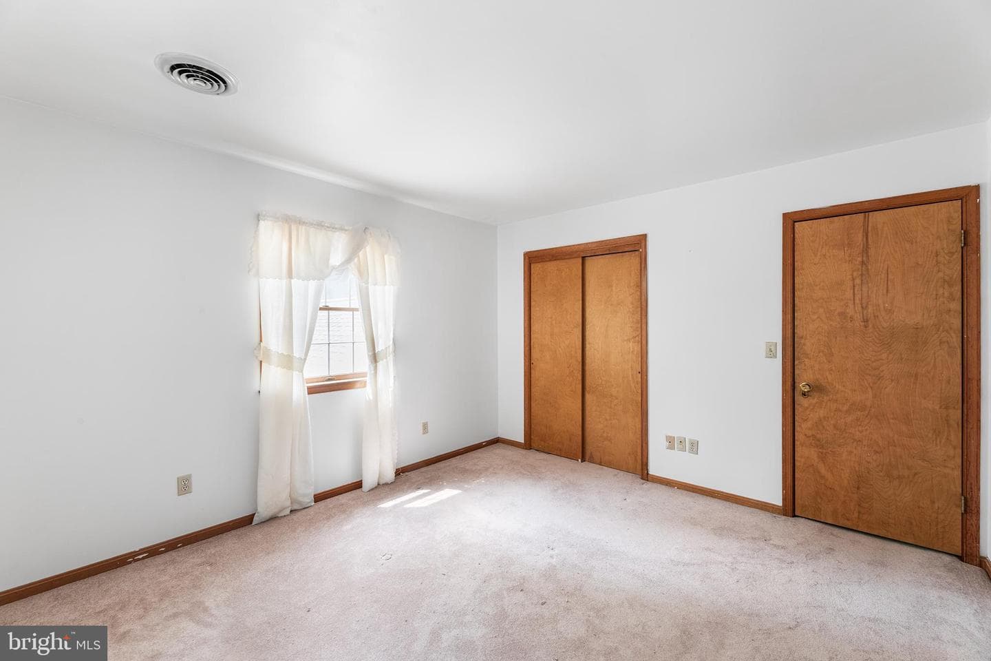 8548 Dogwood Blossom Lane photo 36