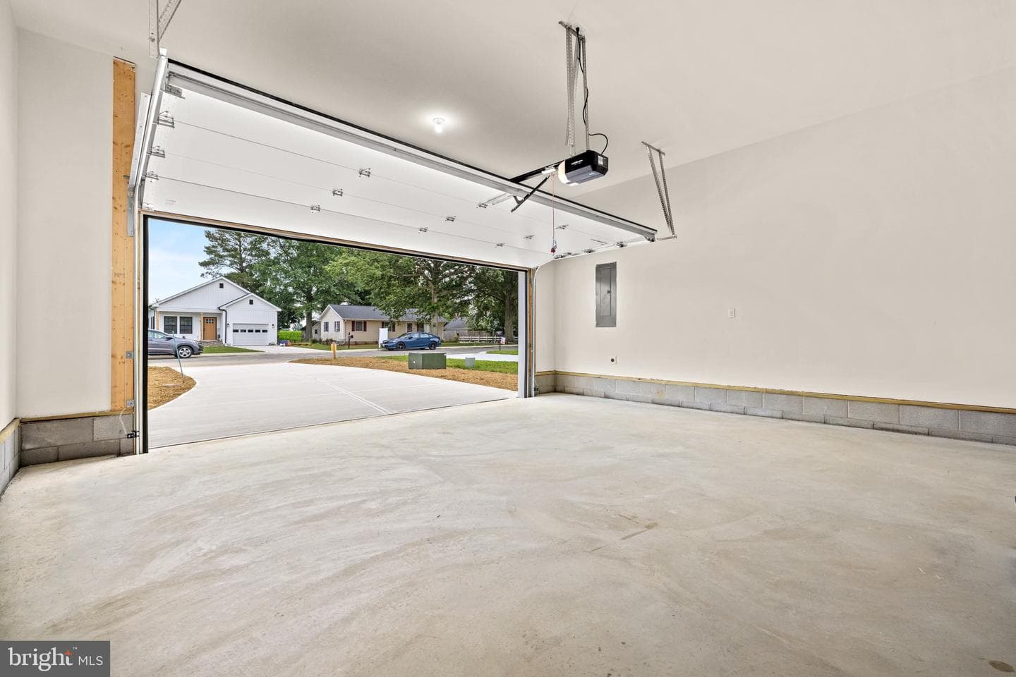 5 Sunrise Ave photo 25
