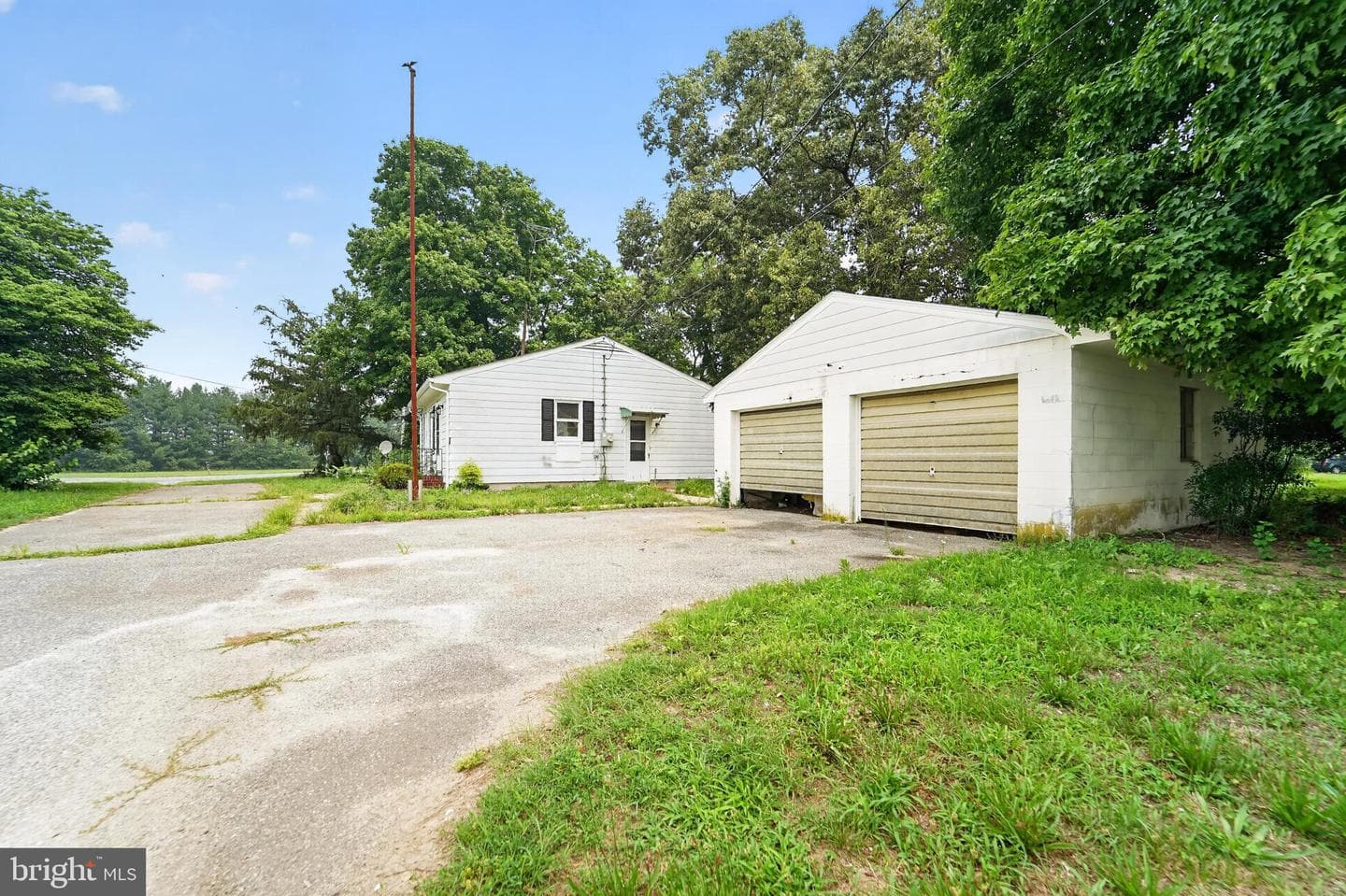 23884 Bridgetown Road photo 13