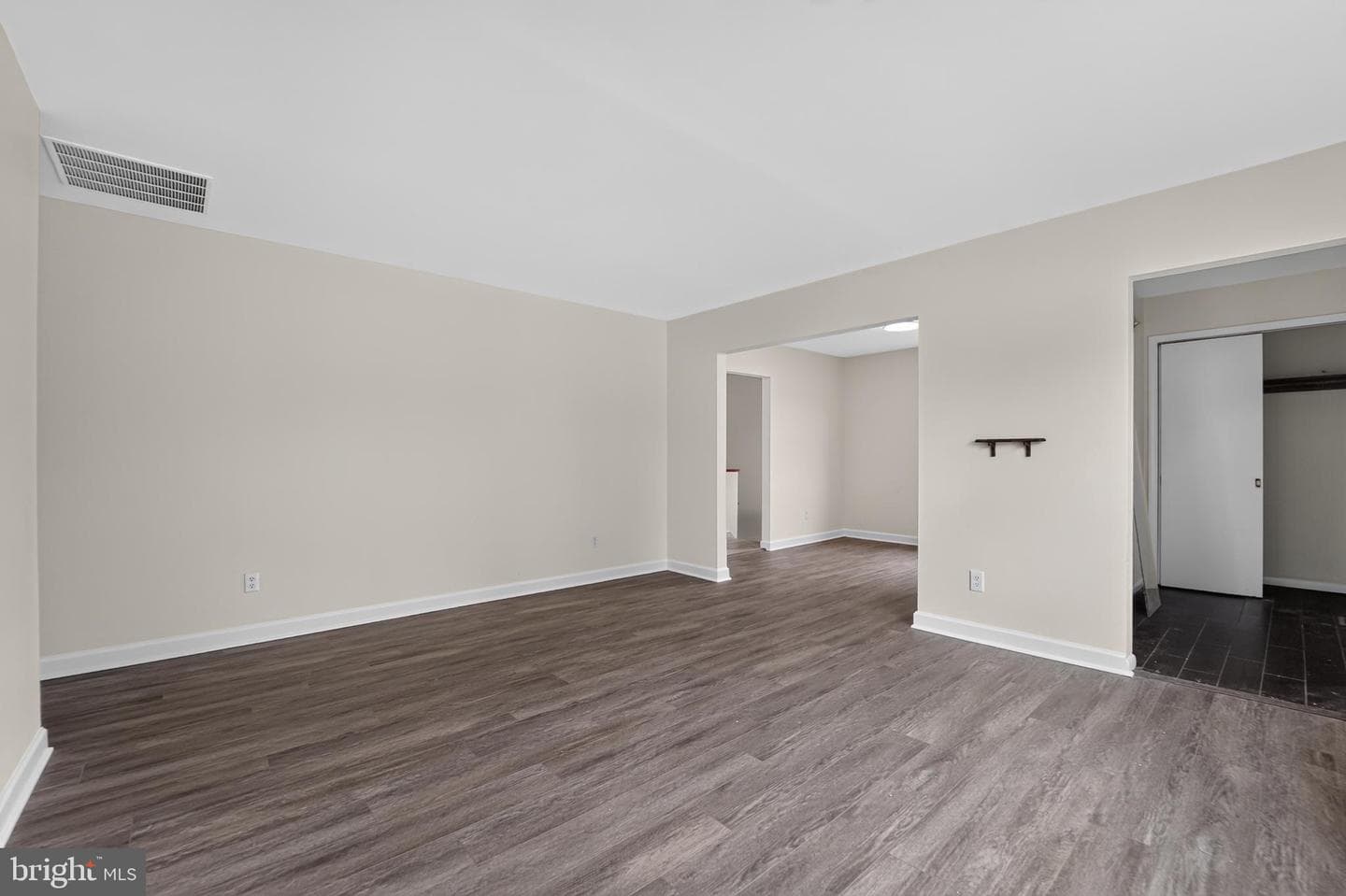 23884 Bridgetown Road photo 20