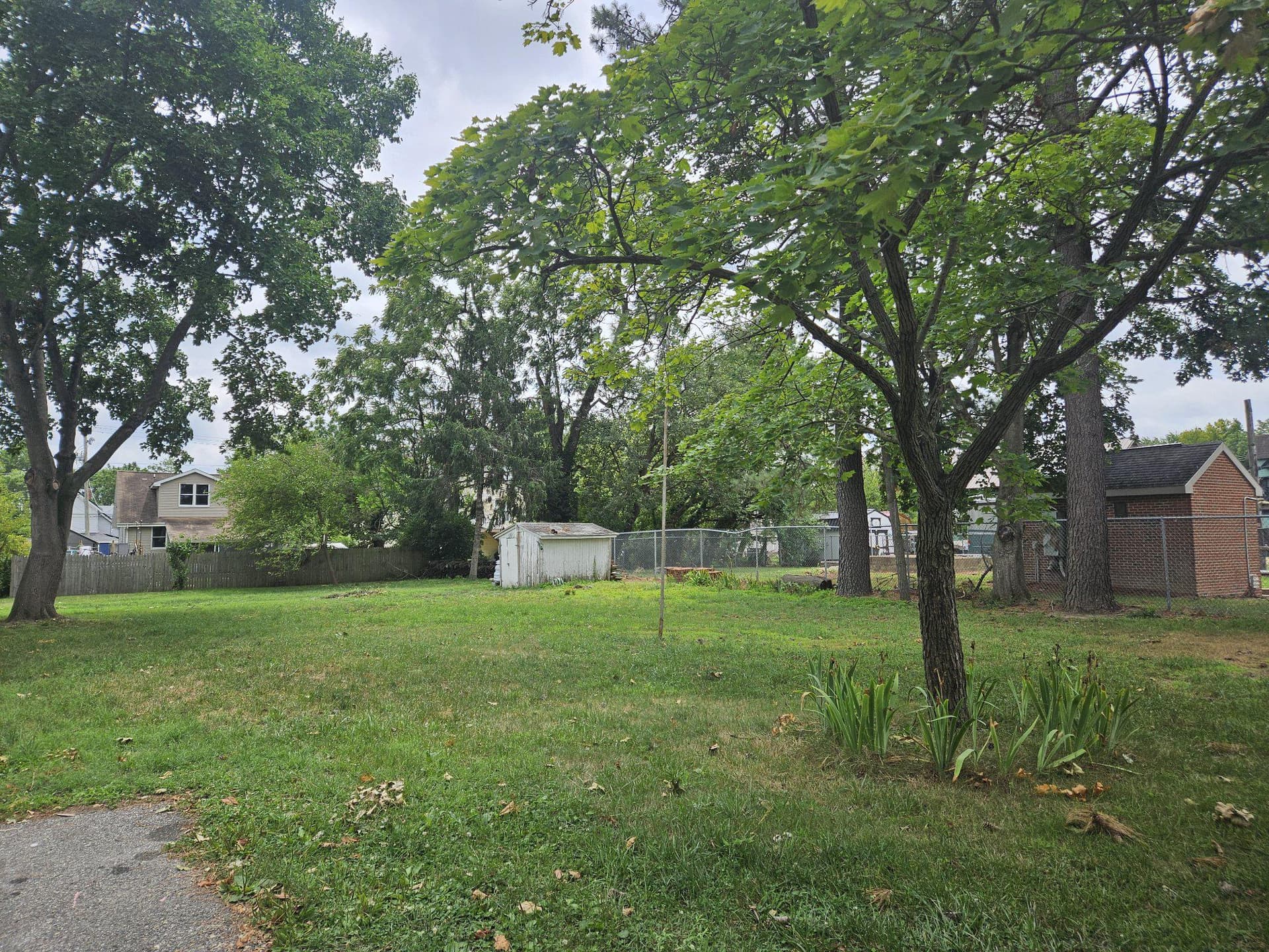 108 N Academy Street N photo 29