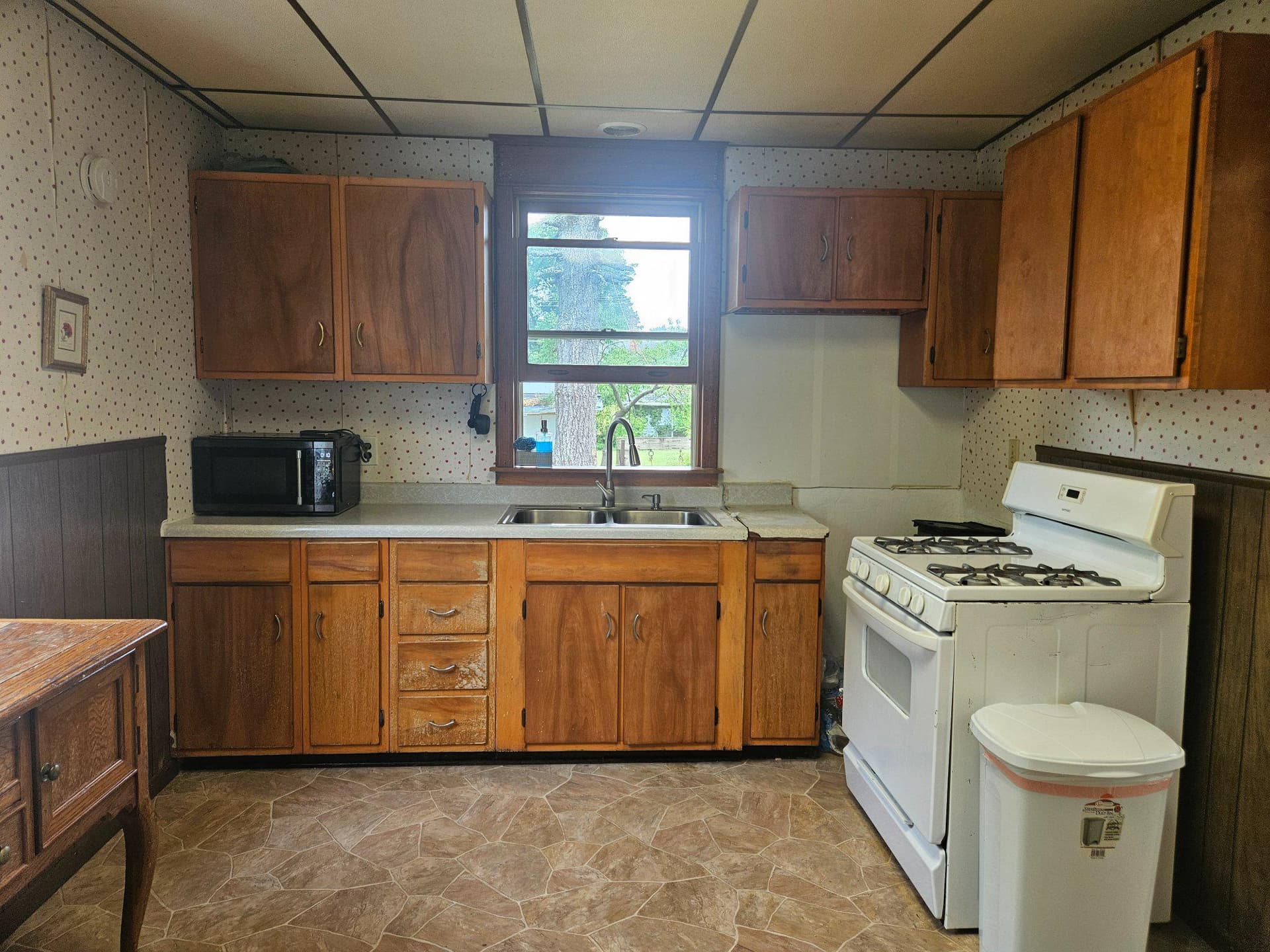 108 N Academy Street N photo 9