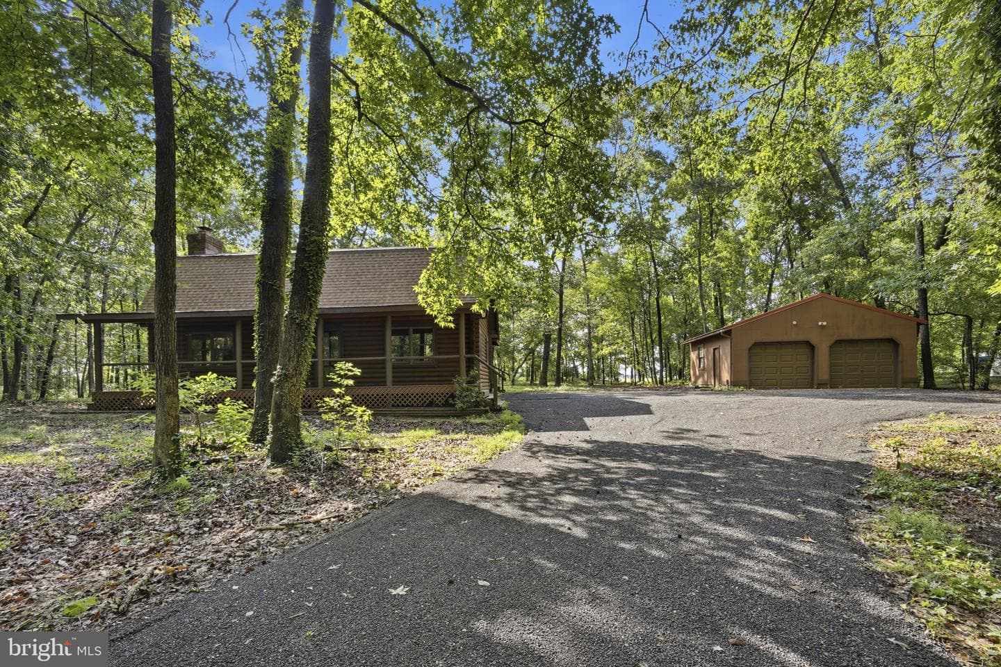 14631 Fox Chase Circle photo 2
