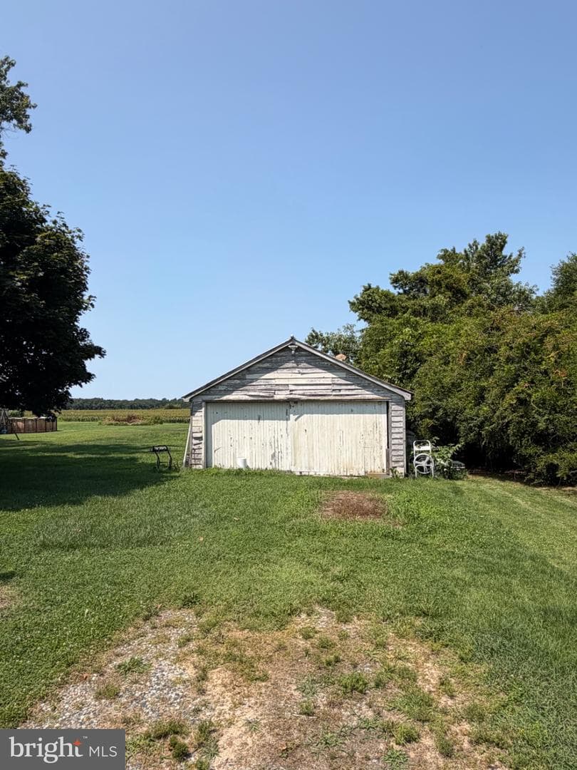 6132 Harmony Road photo 2