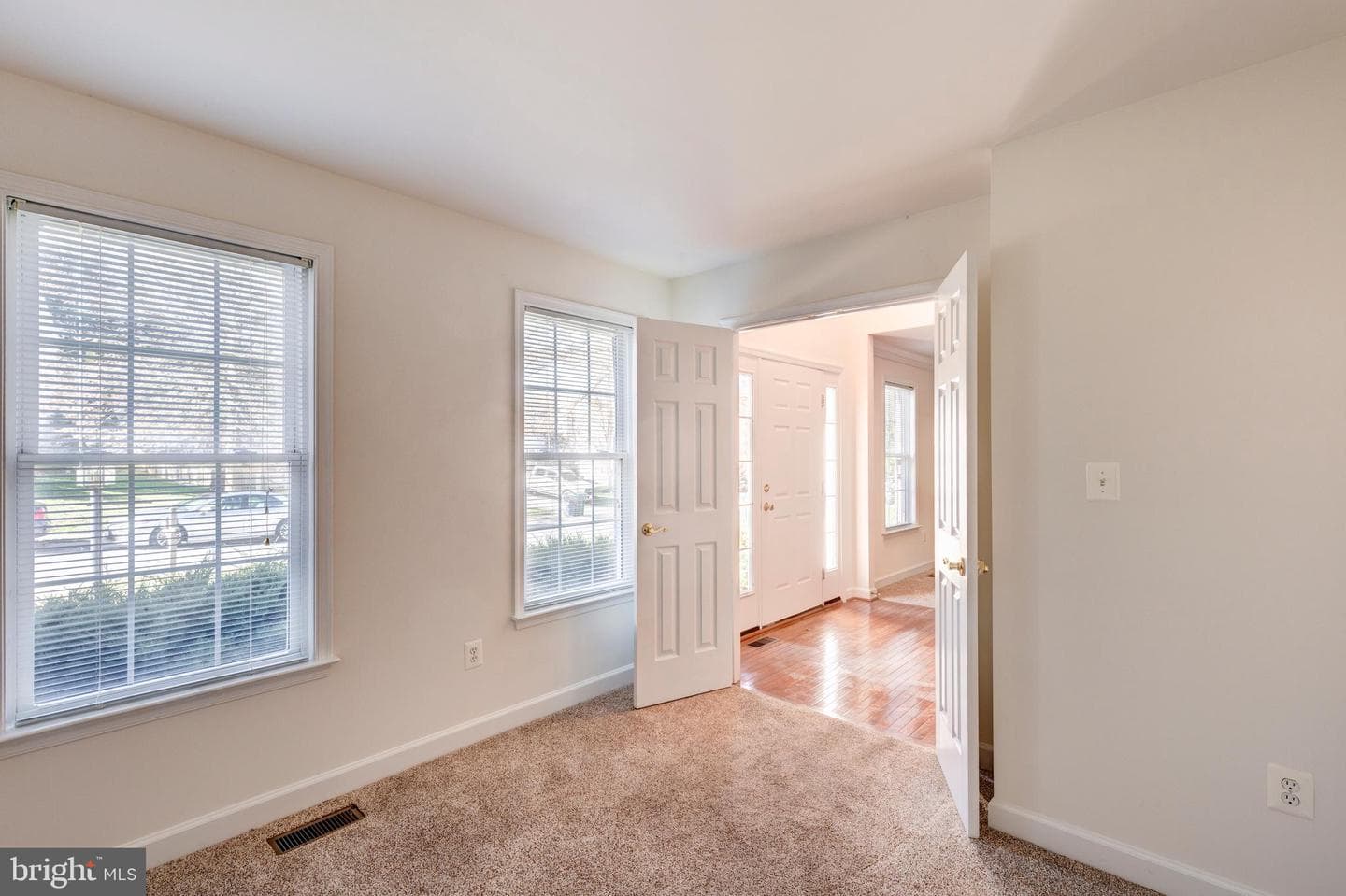 7680 Swallow Road photo 16