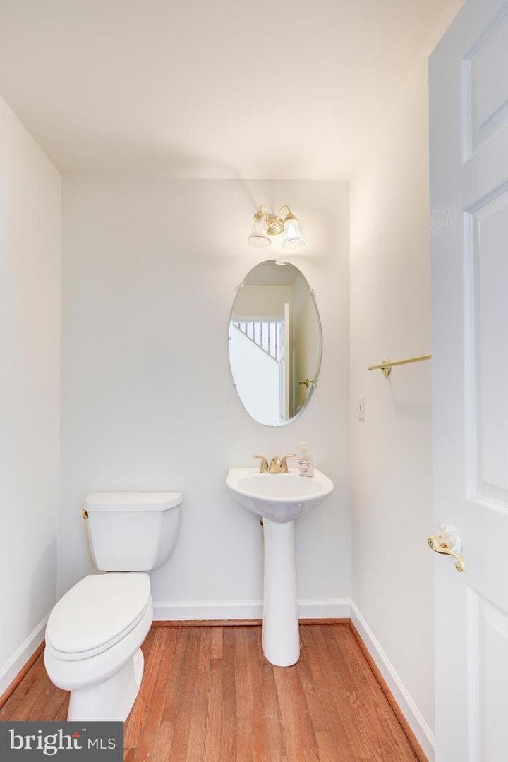 7680 Swallow Road photo 23