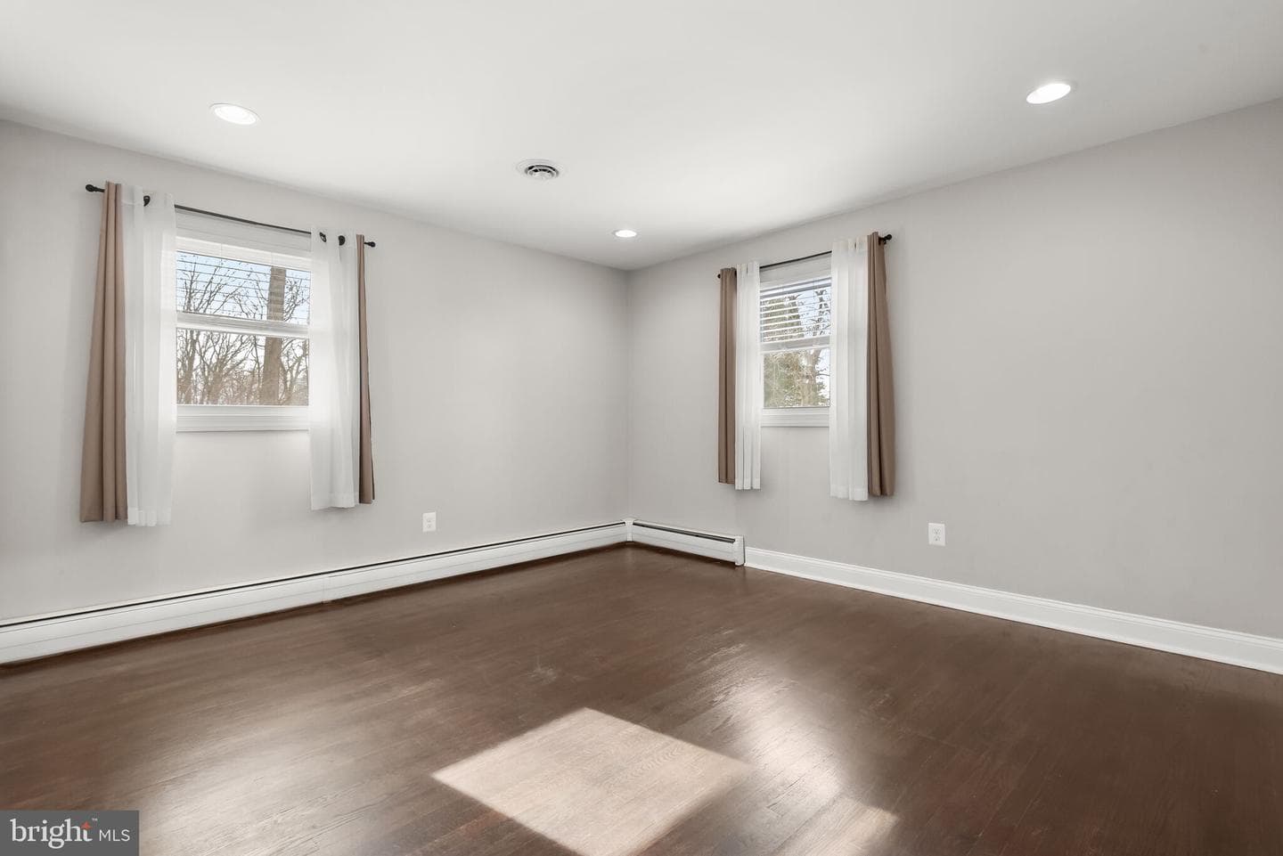 2221 Longview Drive photo 23