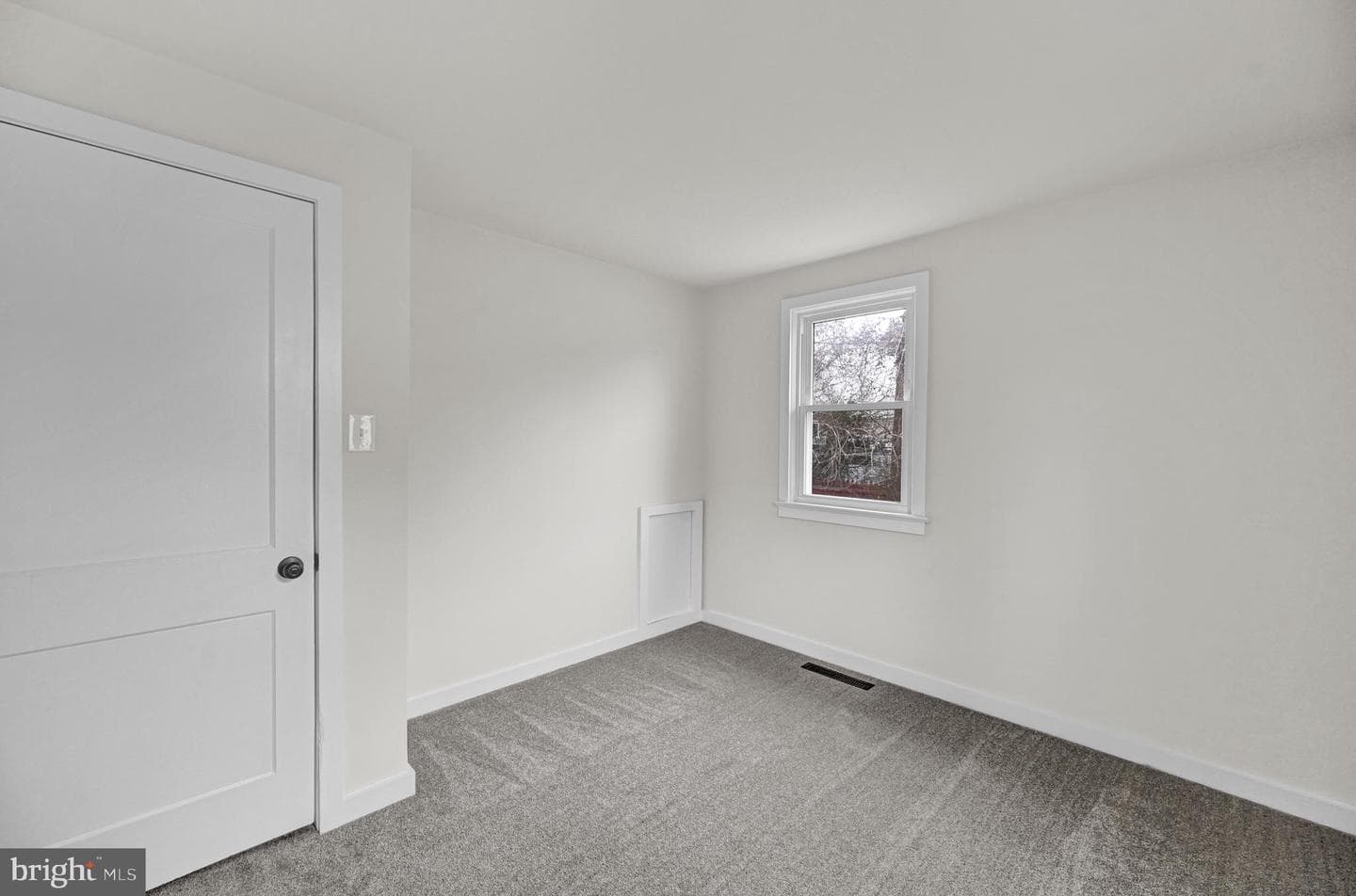 101 E Thomas Street photo 21