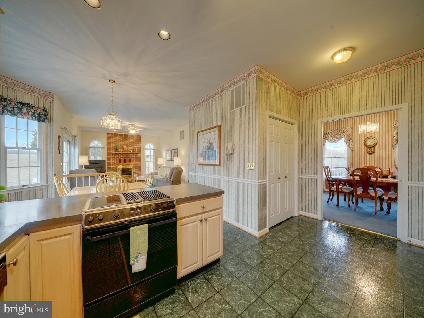 363 Chiseled Stone Road photo 18