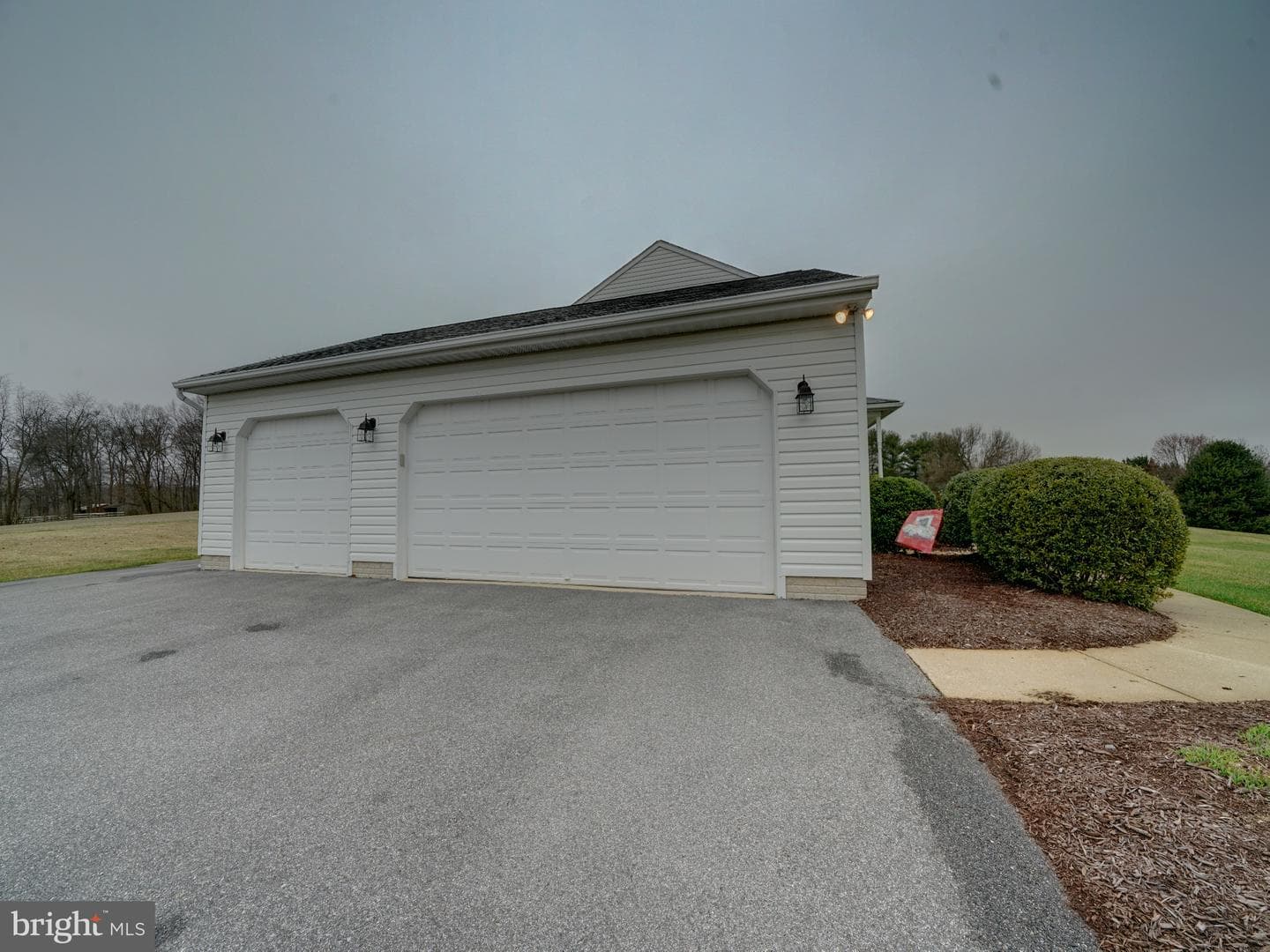 363 Chiseled Stone Road photo 2