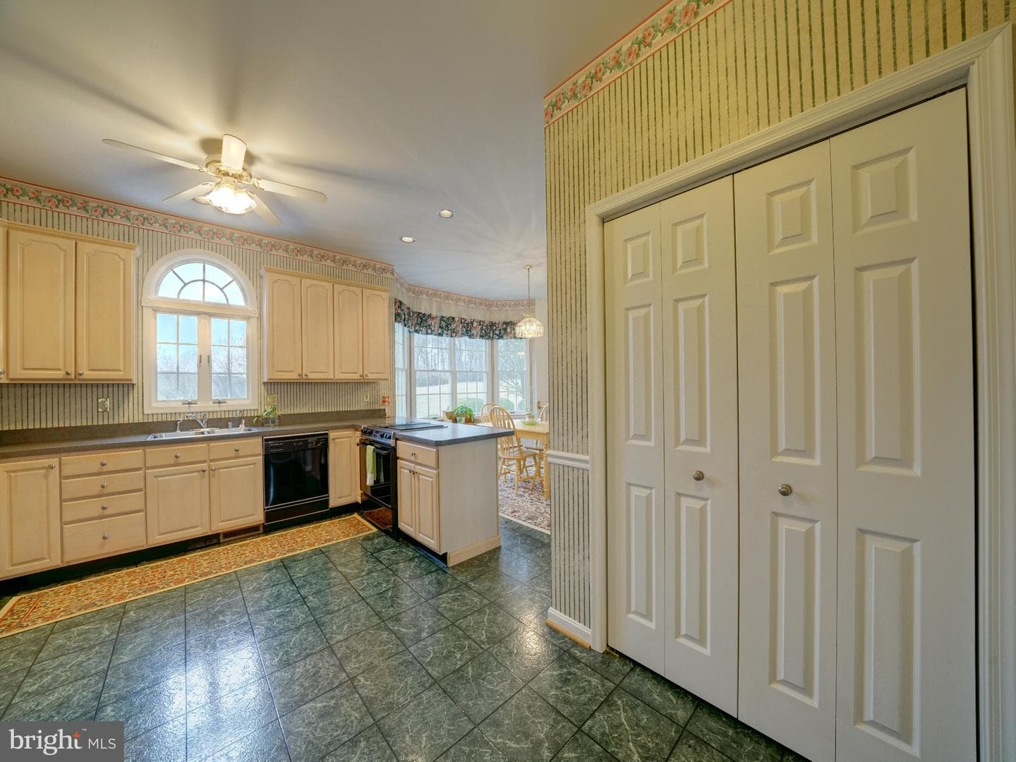 363 Chiseled Stone Road photo 23