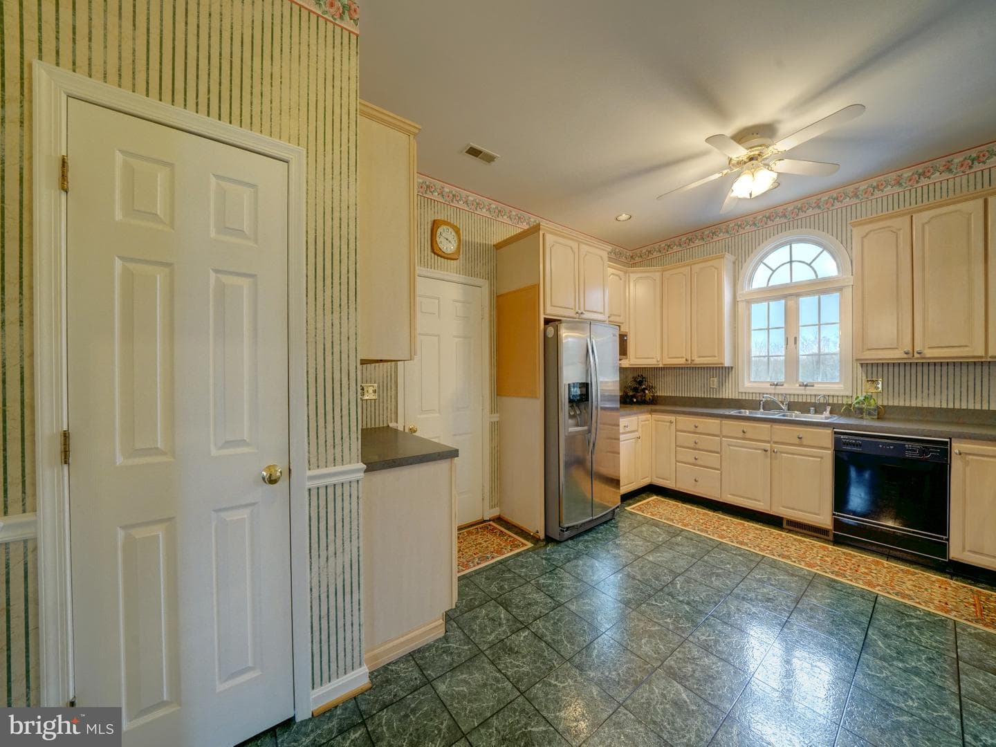 363 Chiseled Stone Road photo 24