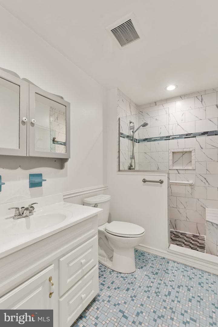 5318 Wendy Road photo 14