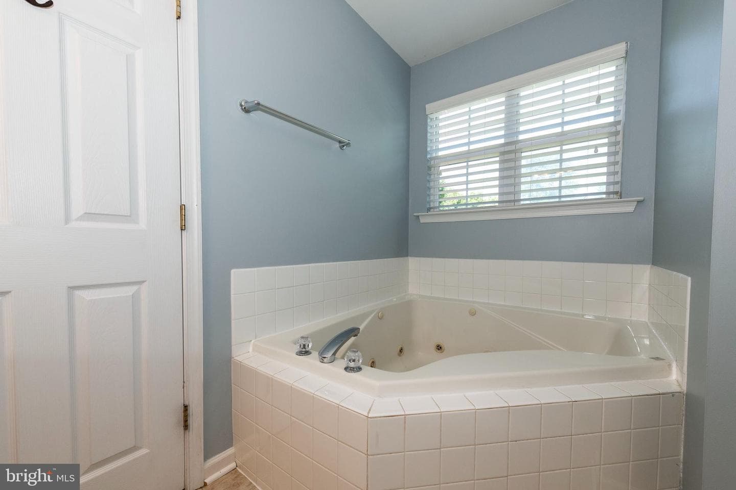 87 Crimson Avenue photo 26