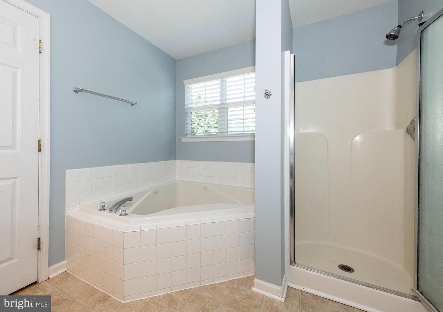 87 Crimson Avenue photo 27