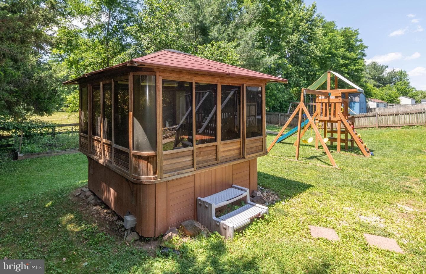 87 Crimson Avenue photo 48