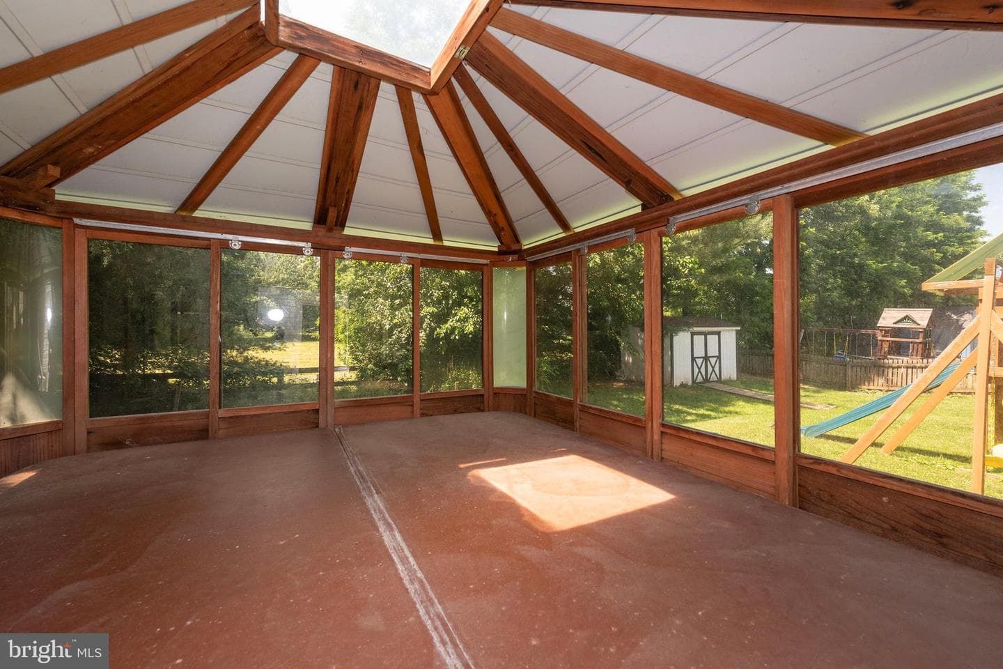 87 Crimson Avenue photo 49