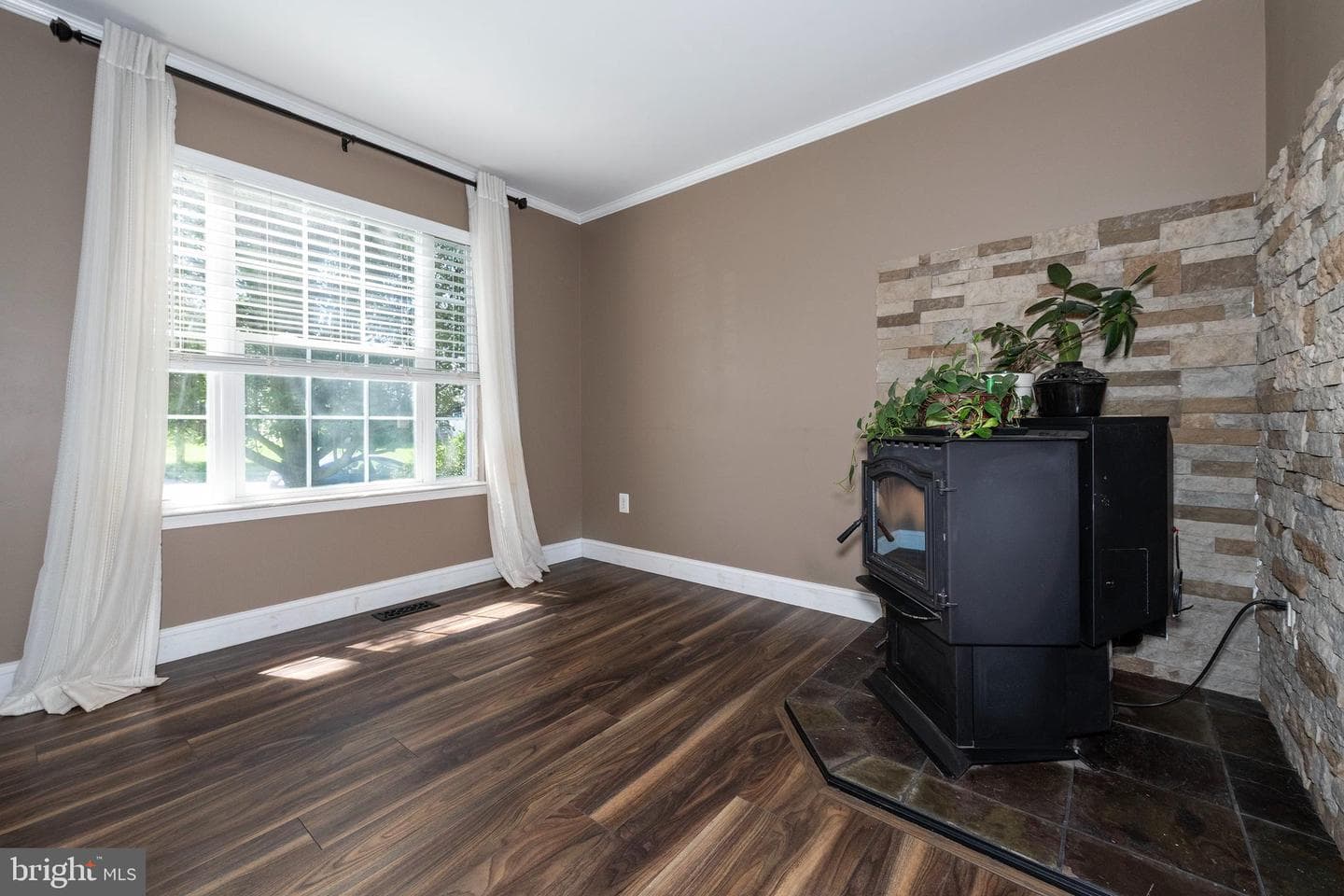 87 Crimson Avenue photo 7