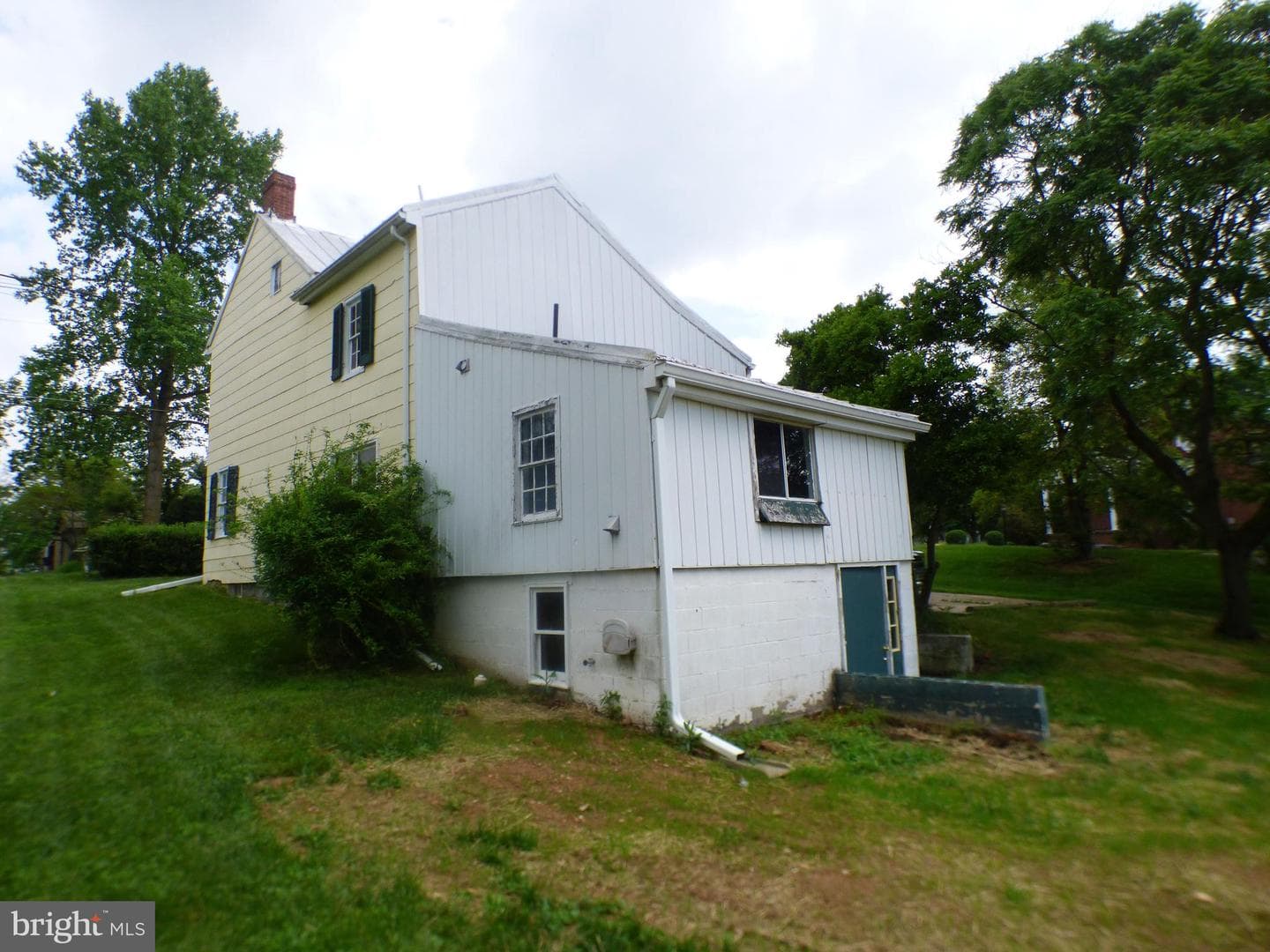 3367 Uniontown Road photo 4