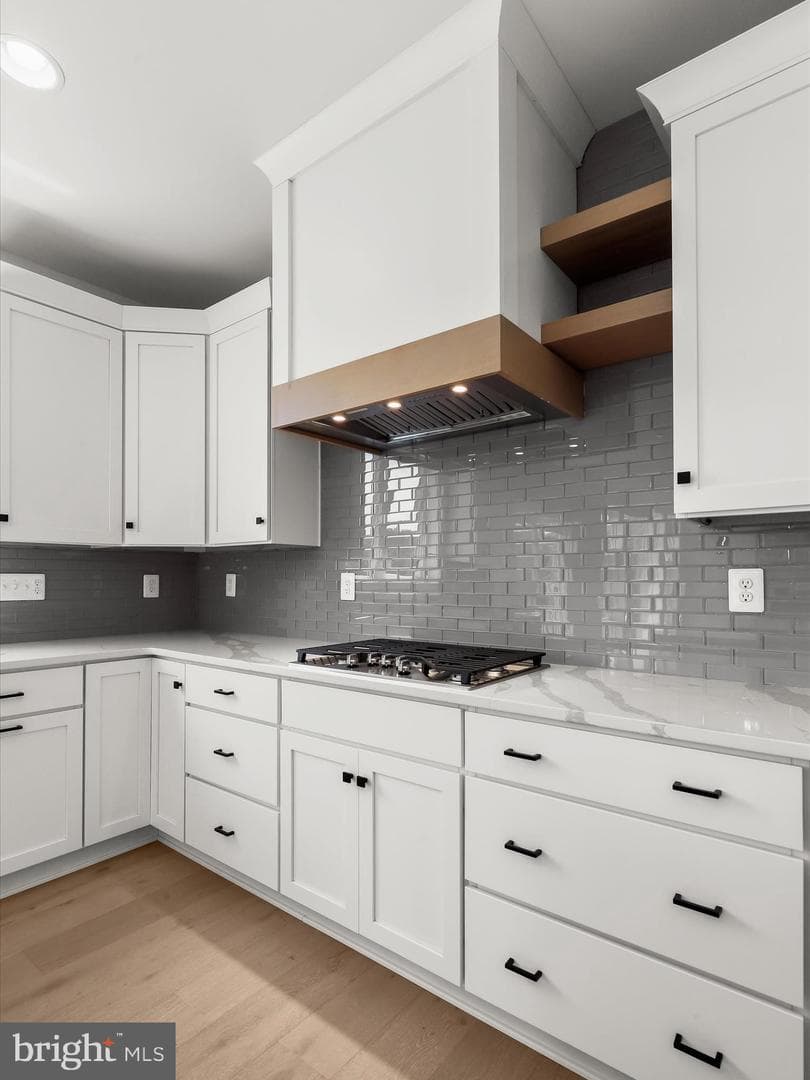 2502 Triumph Drive photo 39