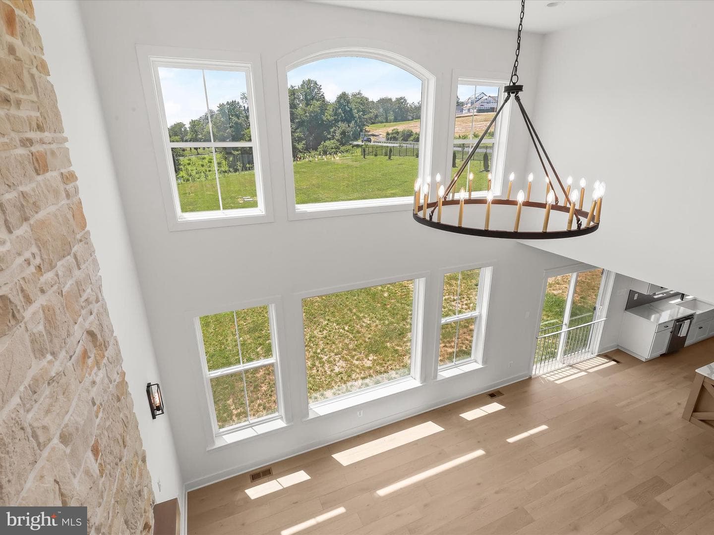 2502 Triumph Drive photo 43