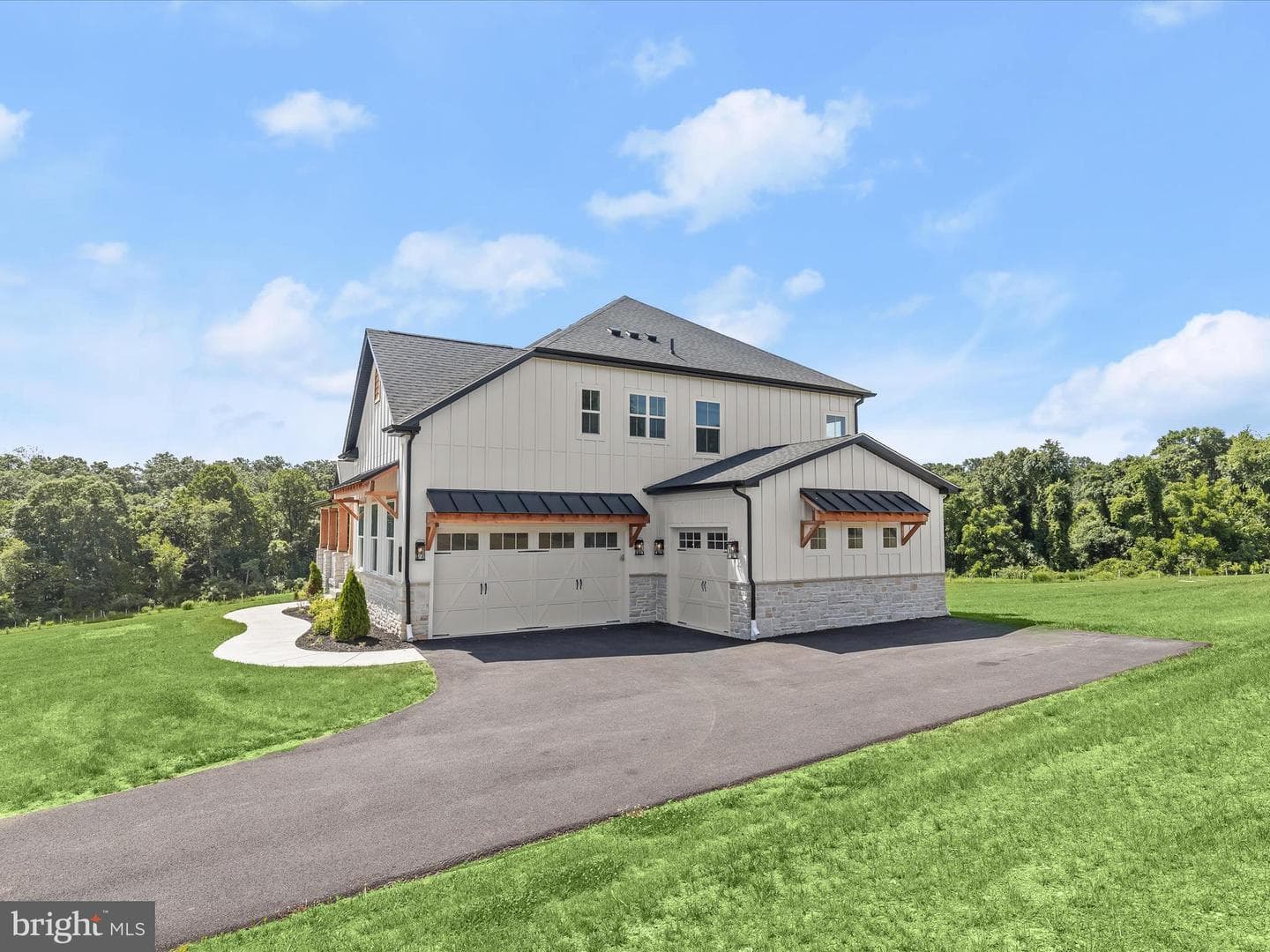 2502 Triumph Drive photo 67