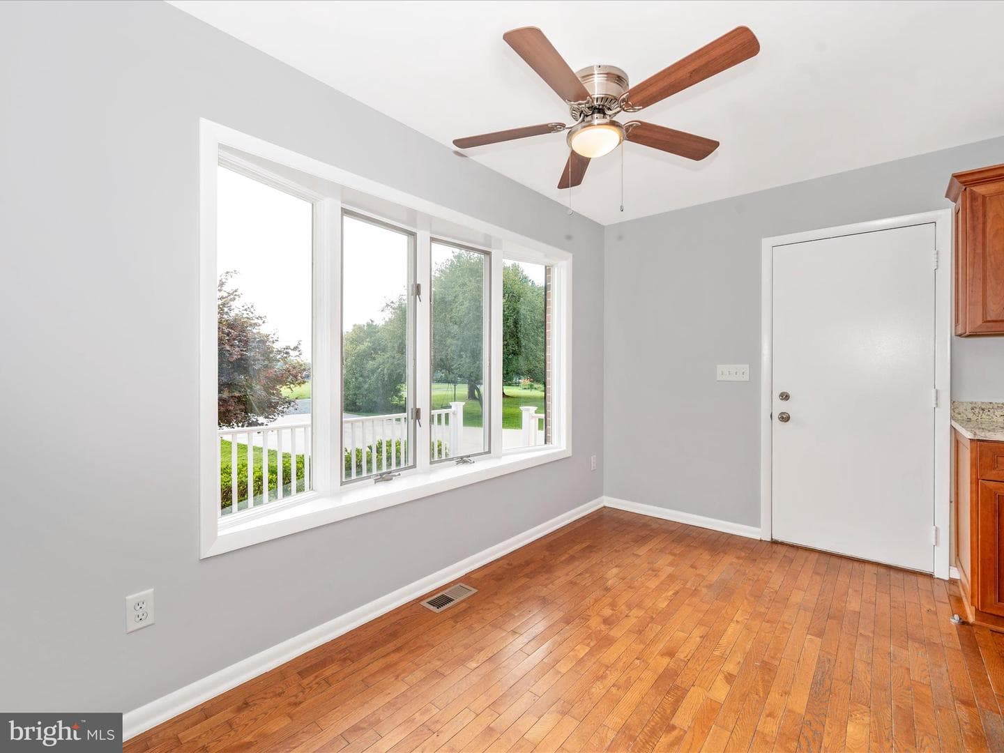 5415 Woodbine Road photo 18