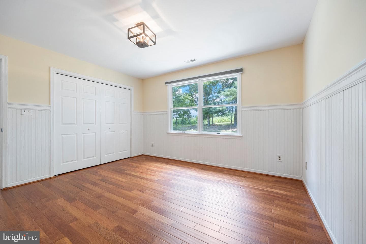 2420 Twin Knolls Circle photo 23